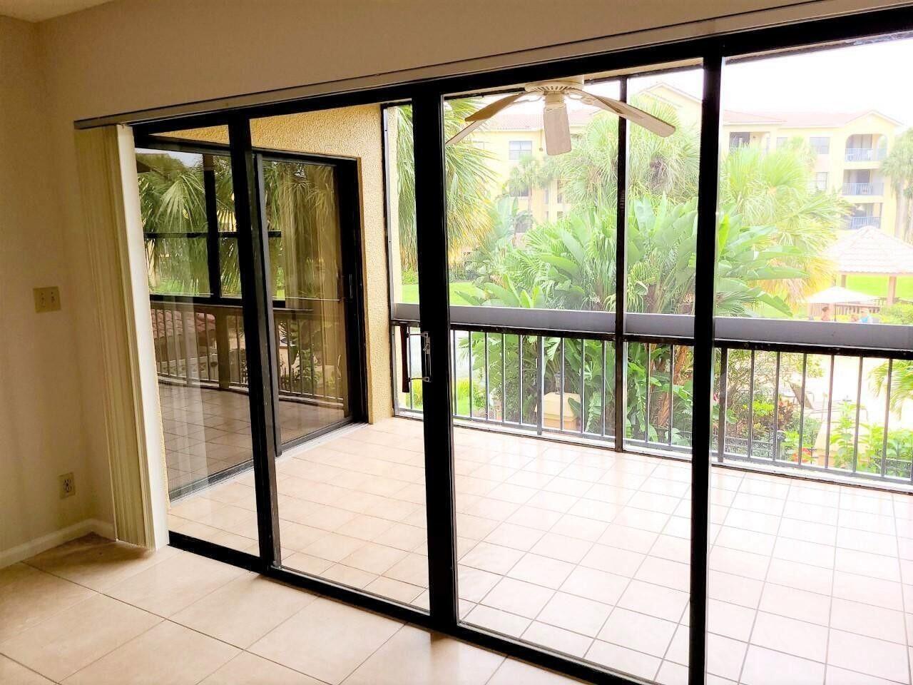 700 Uno Lago Drive 202