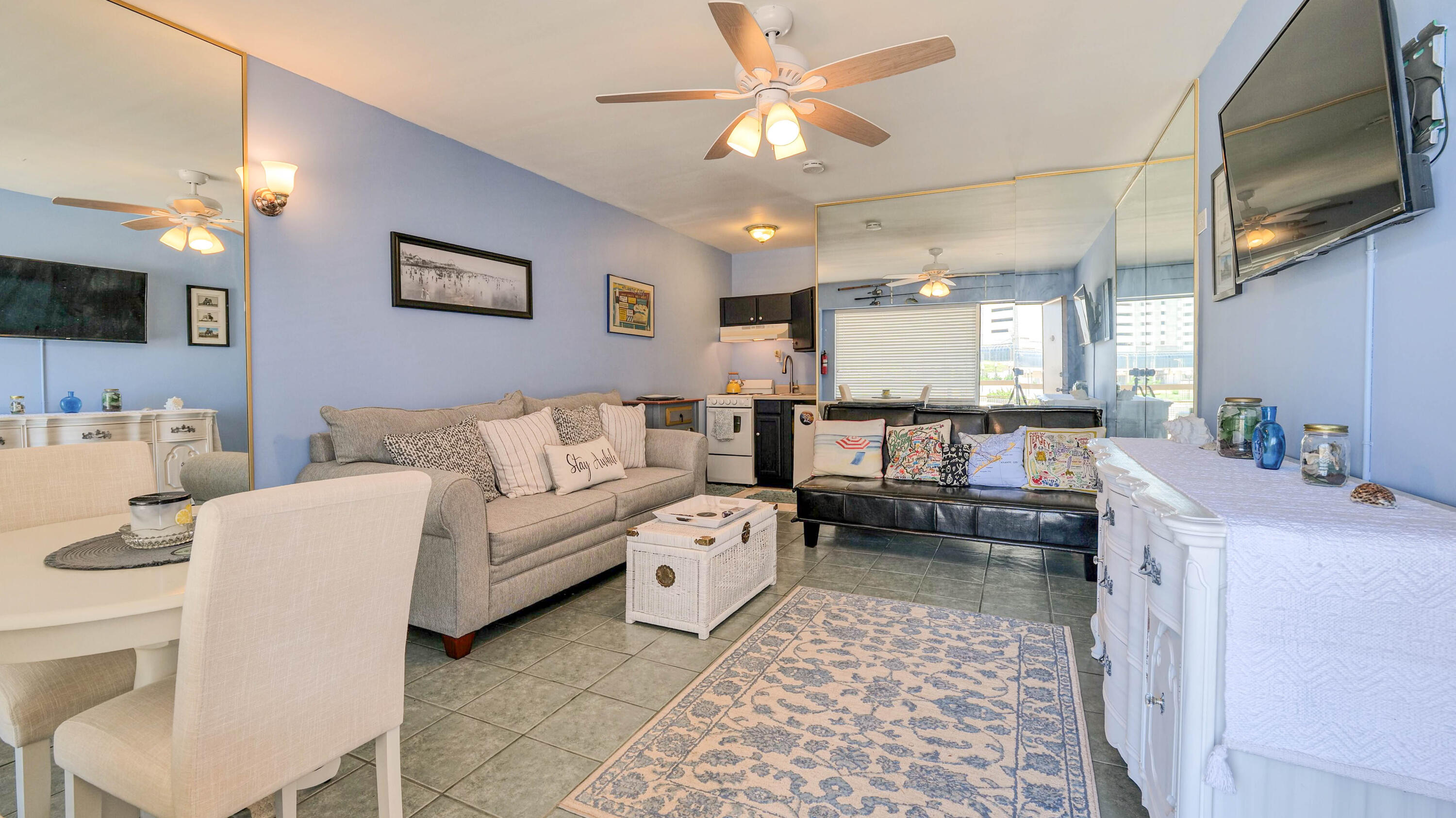 108 S Montpelier Avenue 211