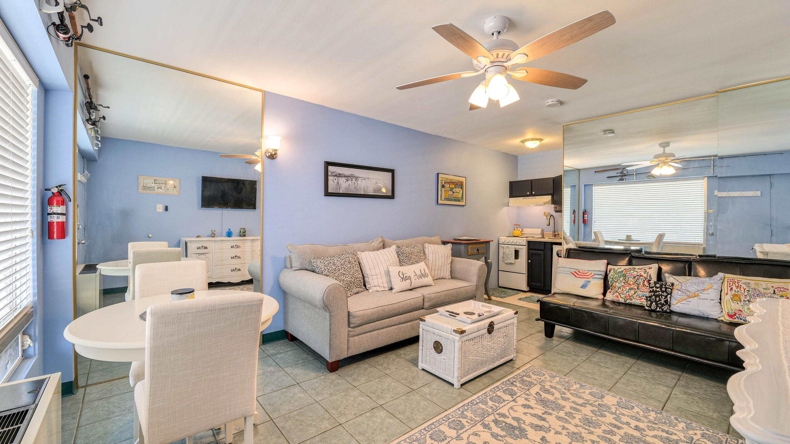 108 S Montpelier Avenue 211