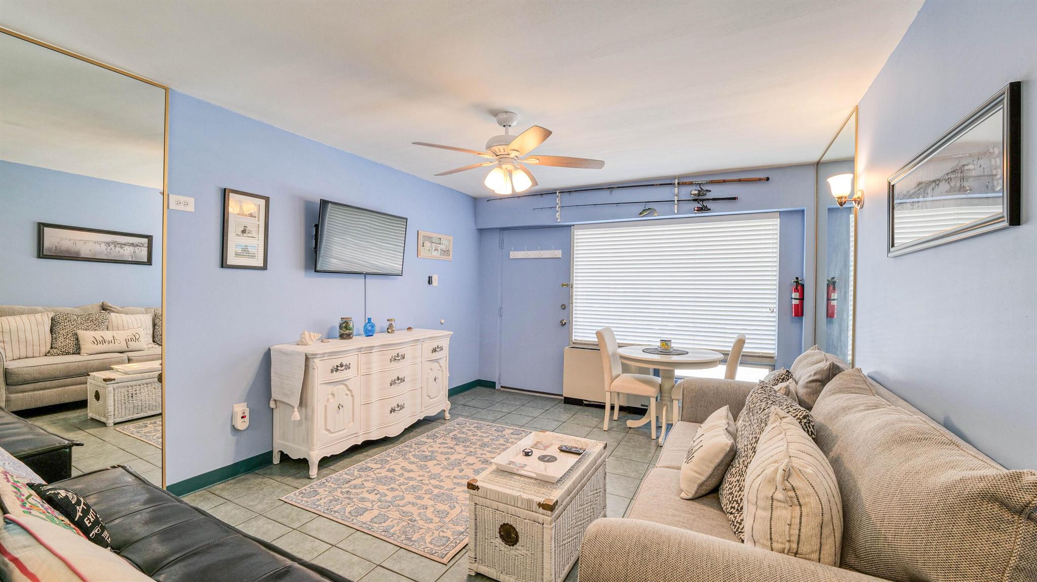 108 S Montpelier Avenue 211