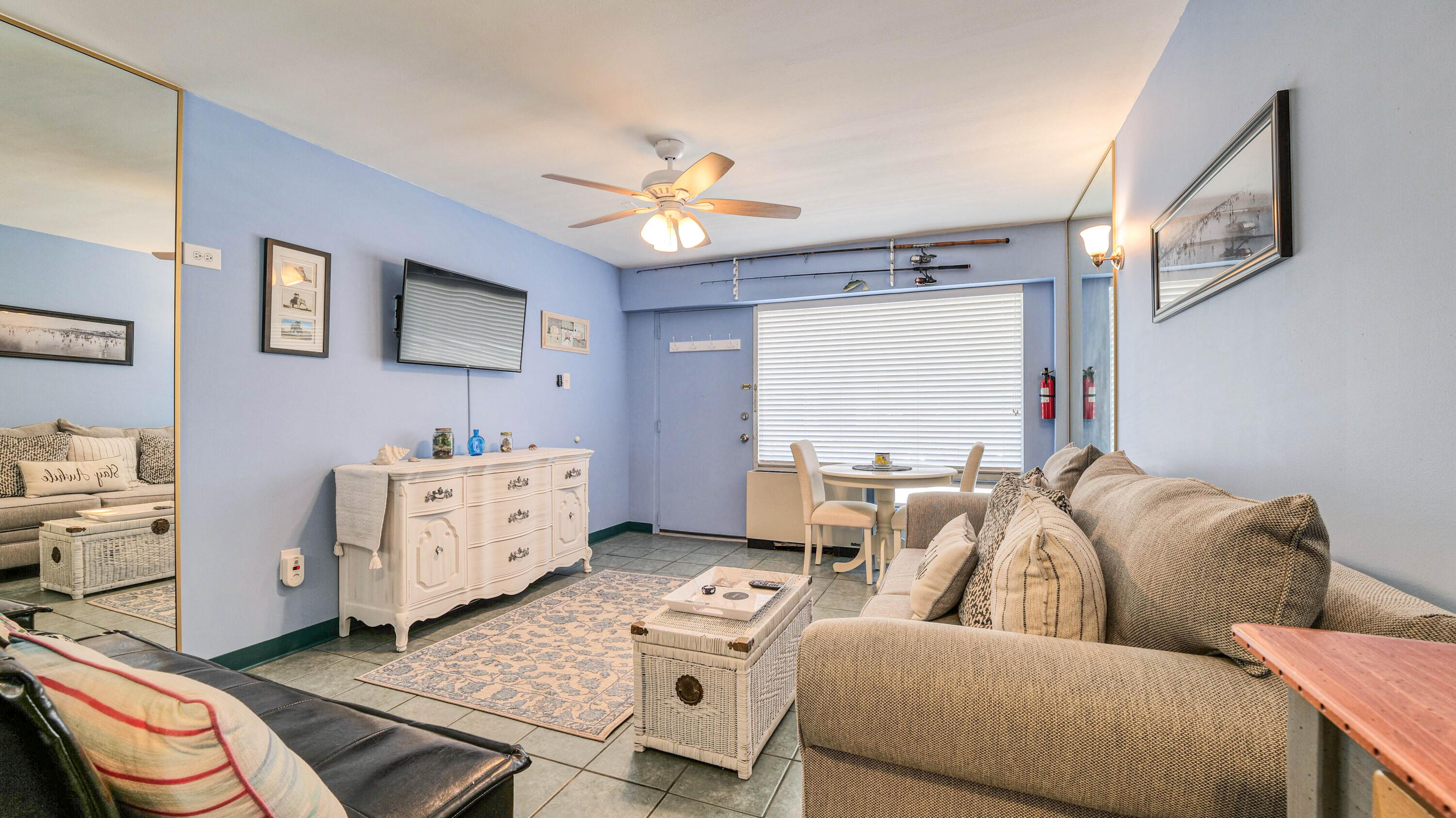 108 S Montpelier Avenue 211