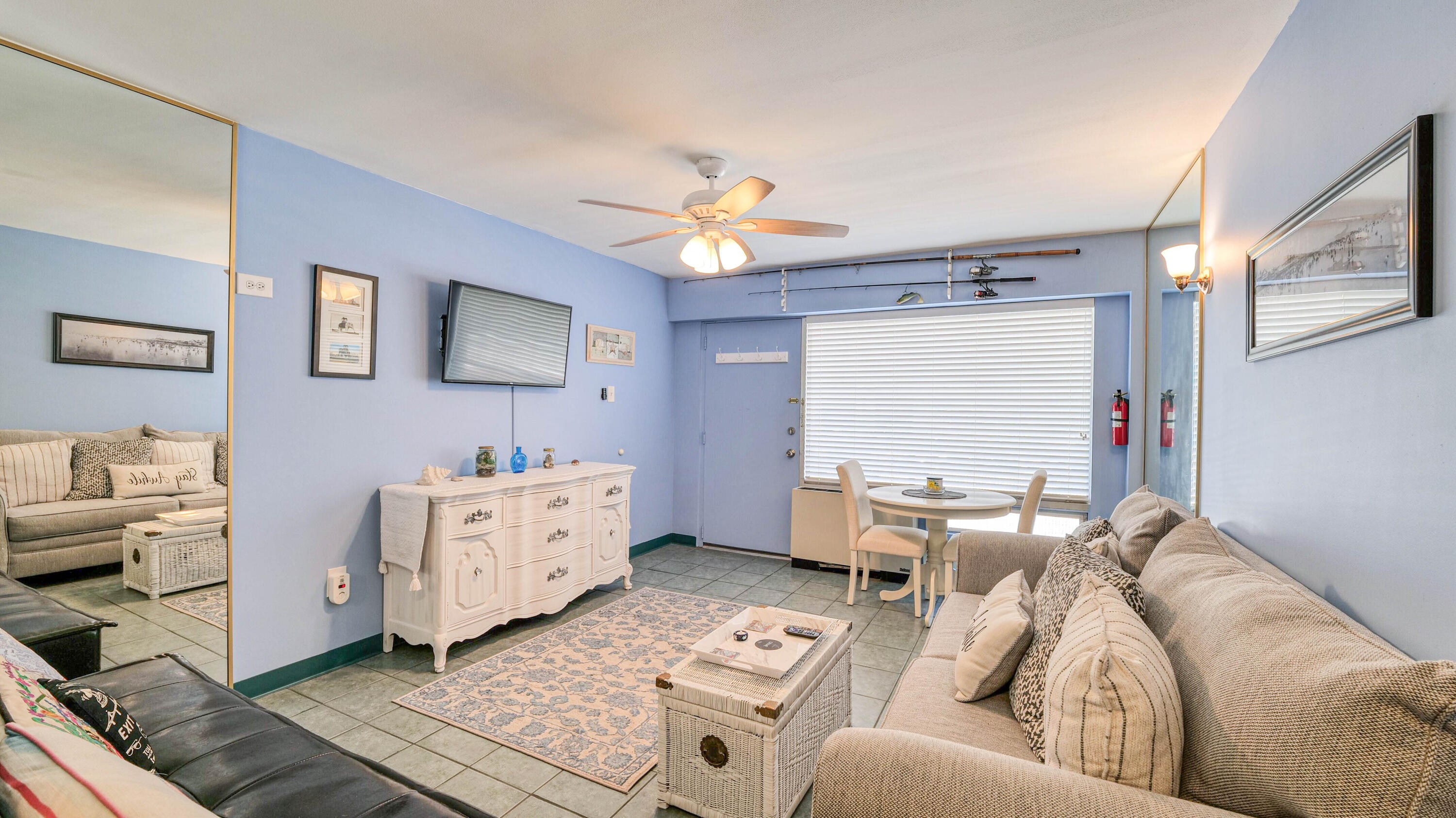 108 S Montpelier Avenue 211
