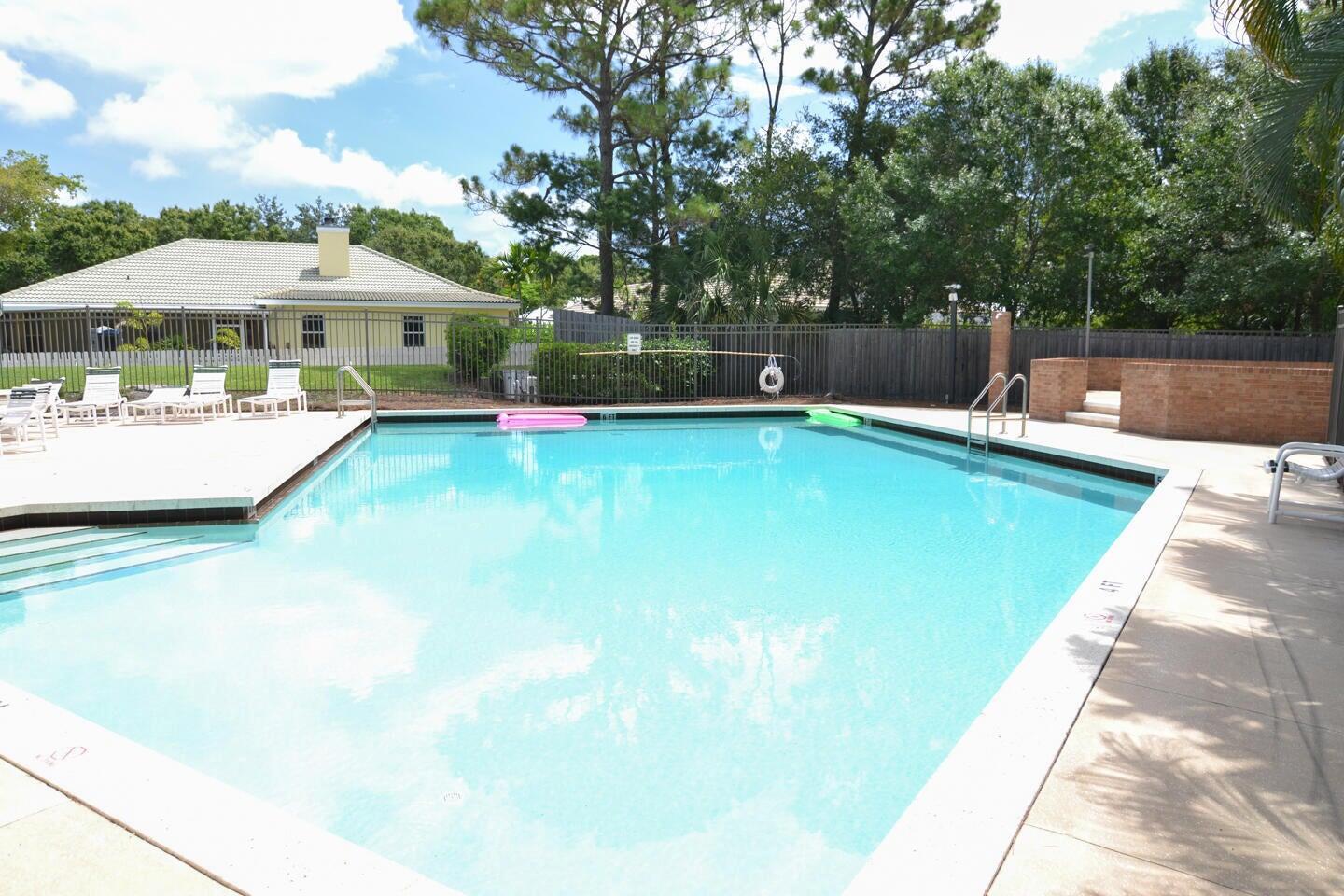 1200 SW Arrowhead Court