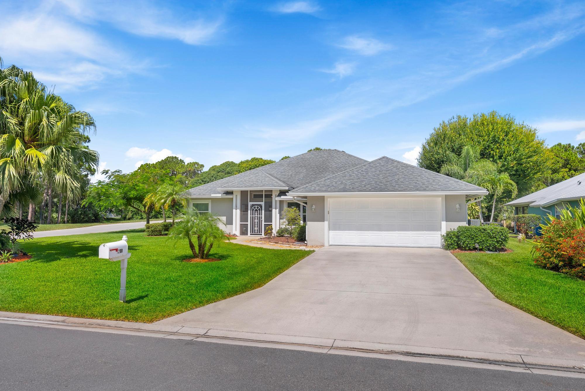 1200 SW Arrowhead Court