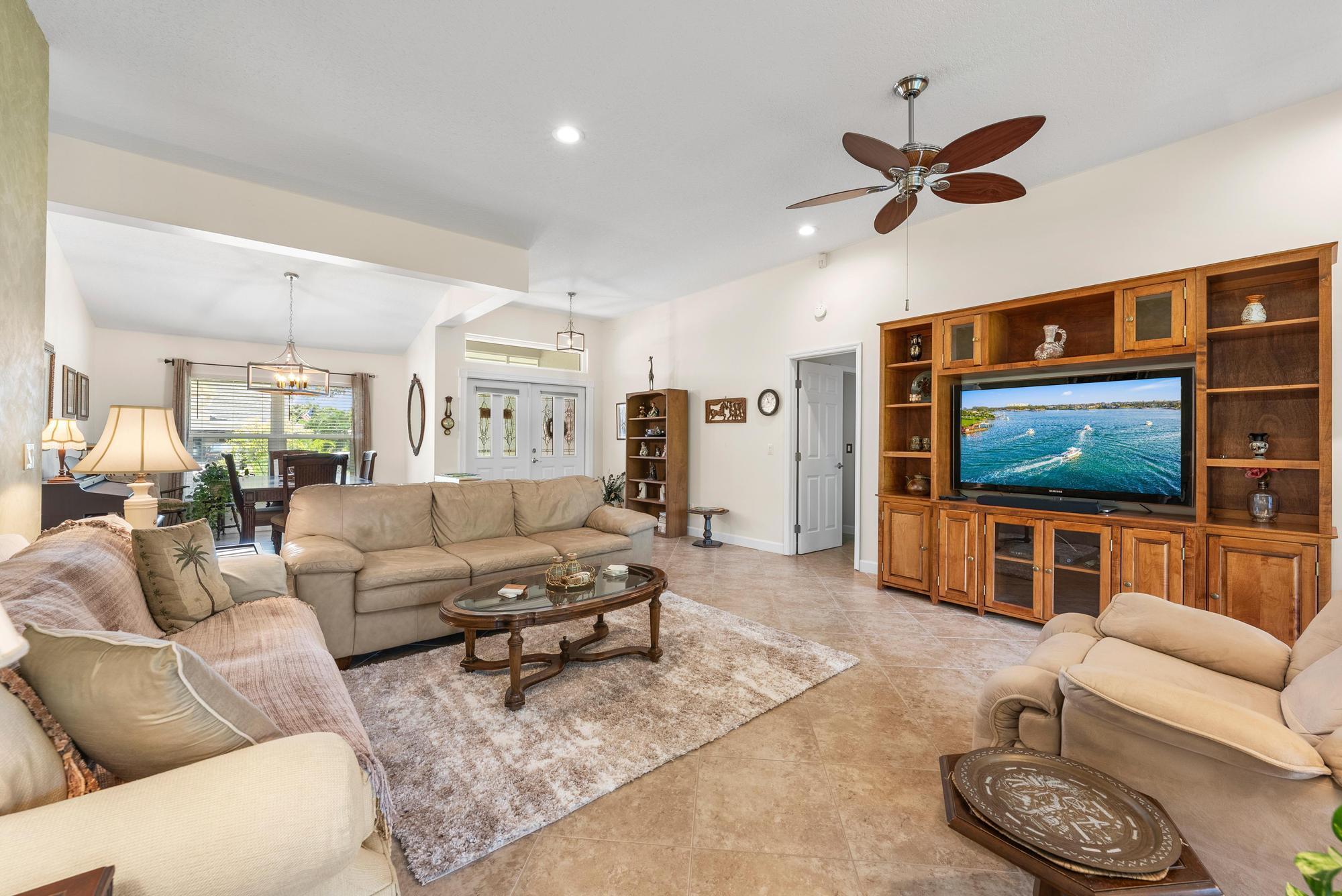 1200 SW Arrowhead Court