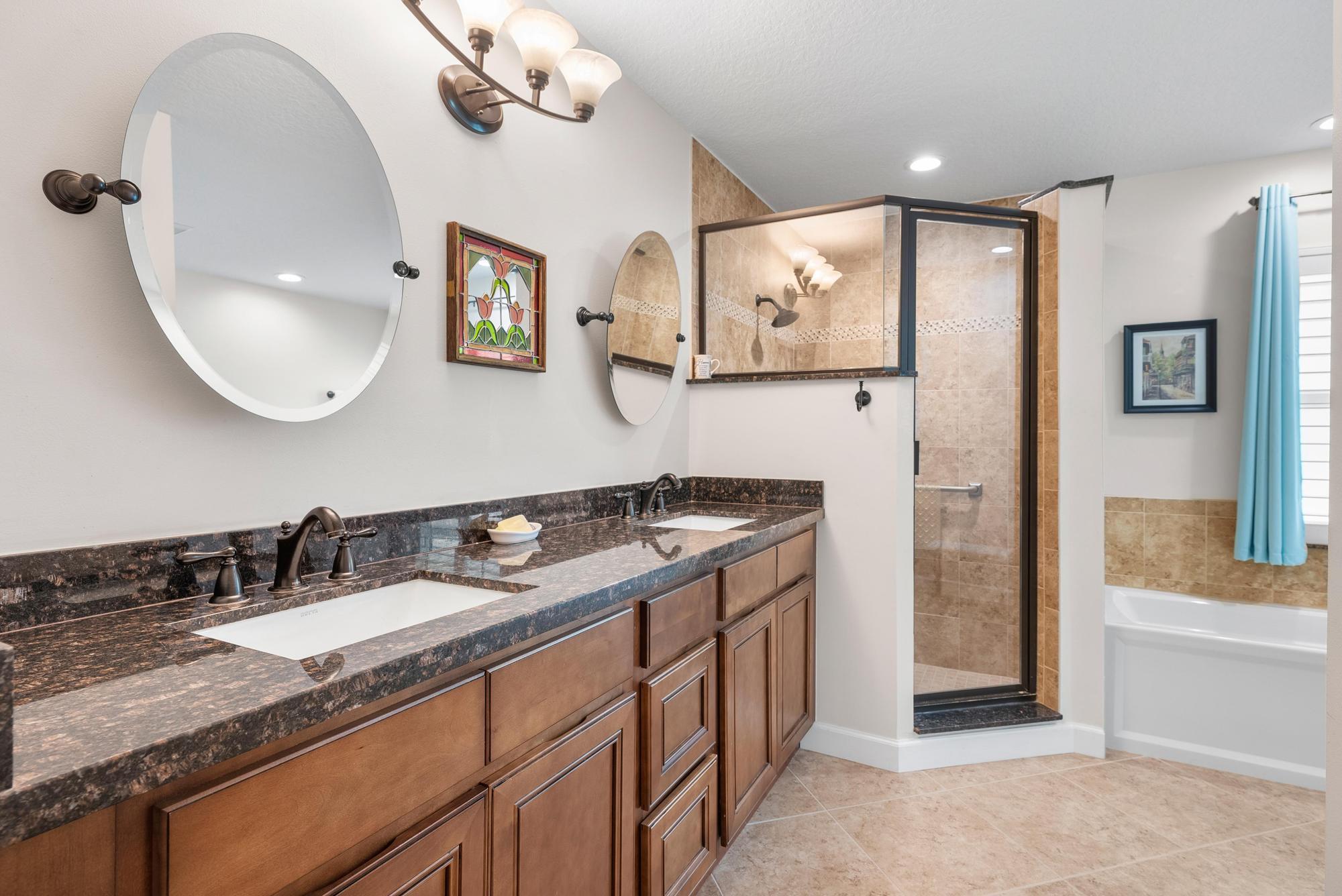 1200 SW Arrowhead Court