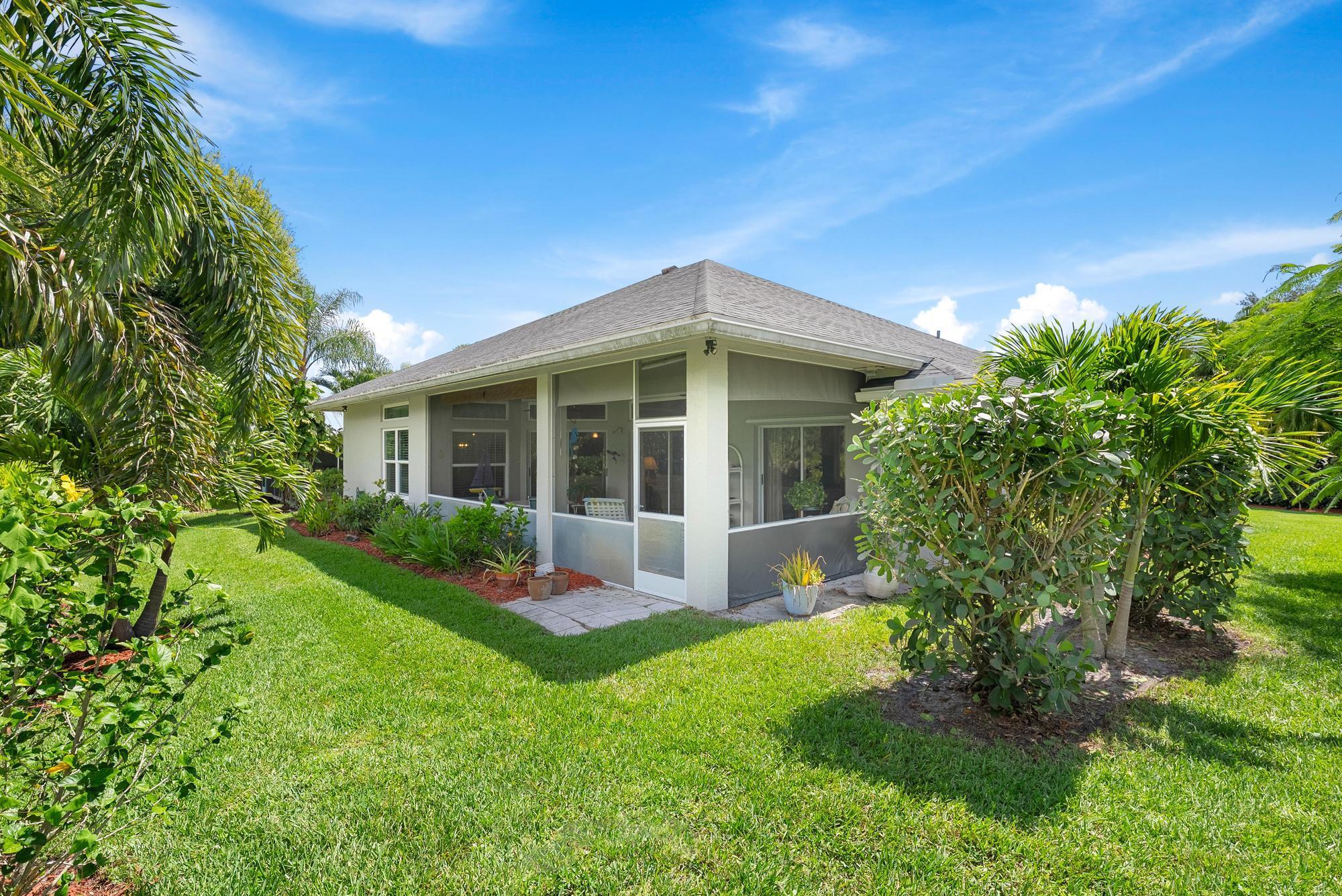 1200 SW Arrowhead Court