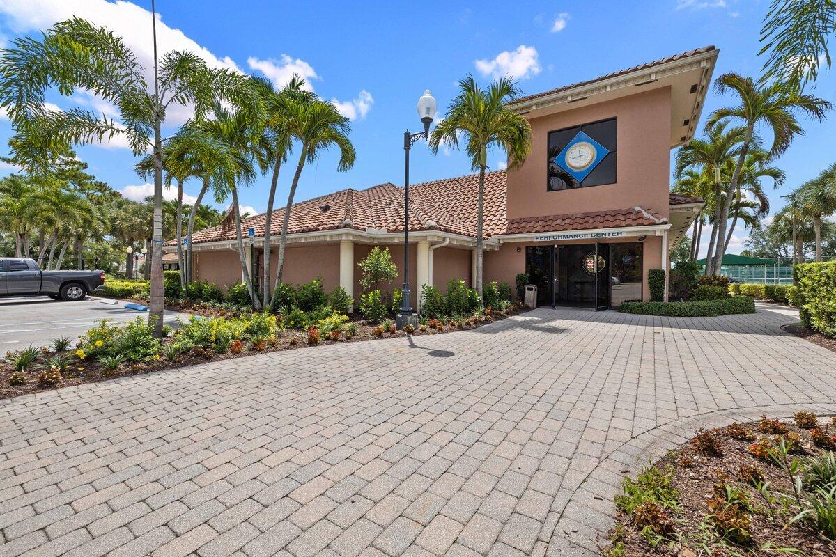 111 Landings Boulevard