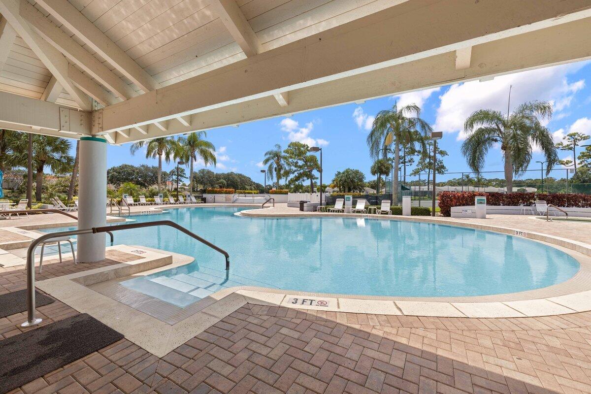 111 Landings Boulevard