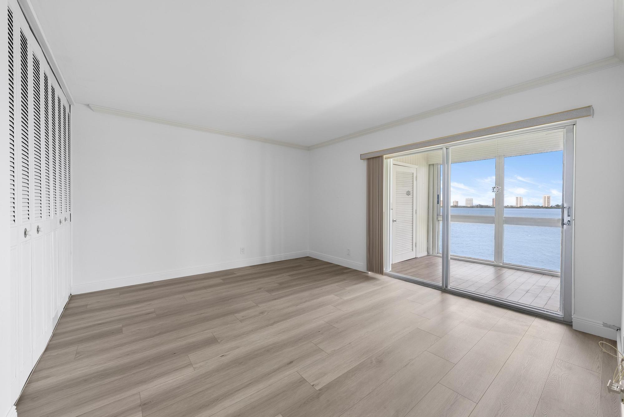 501 Lake Shore Drive 502