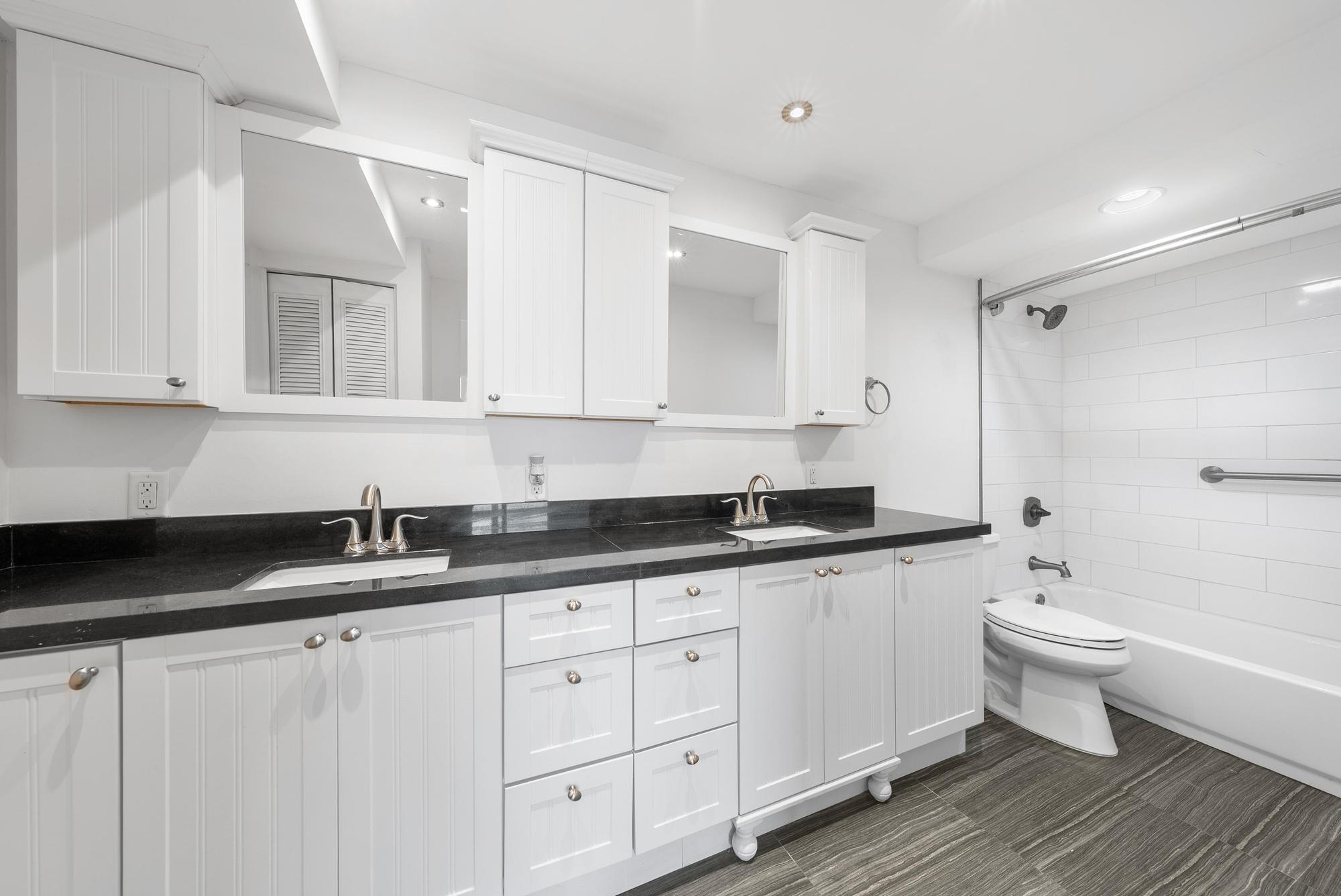 501 Lake Shore Drive 502
