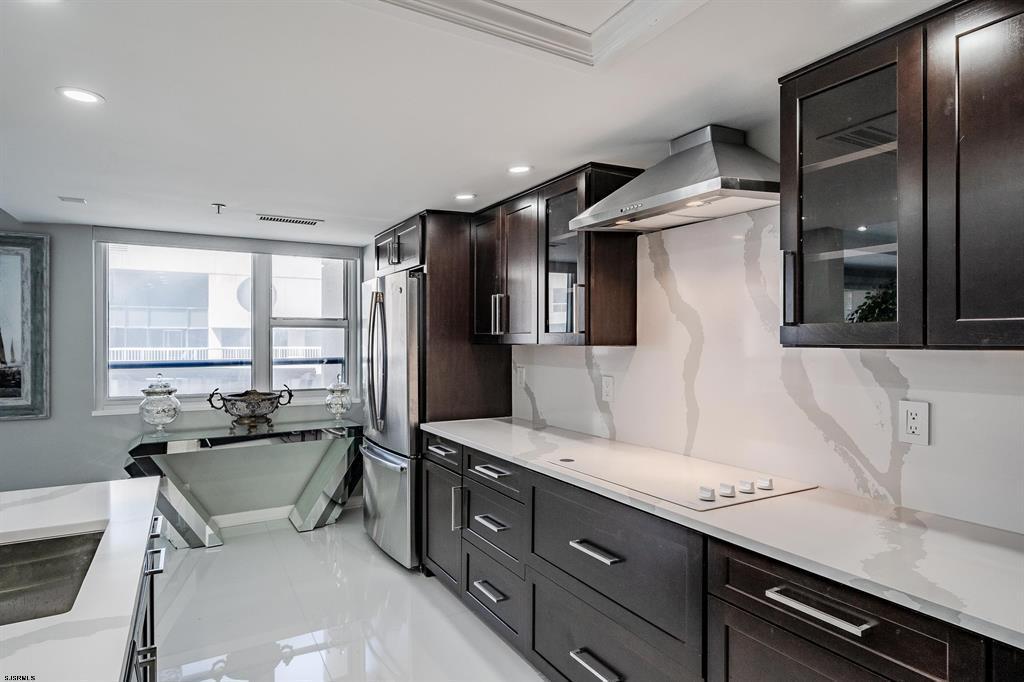 3101 Boardwalk 3404-1