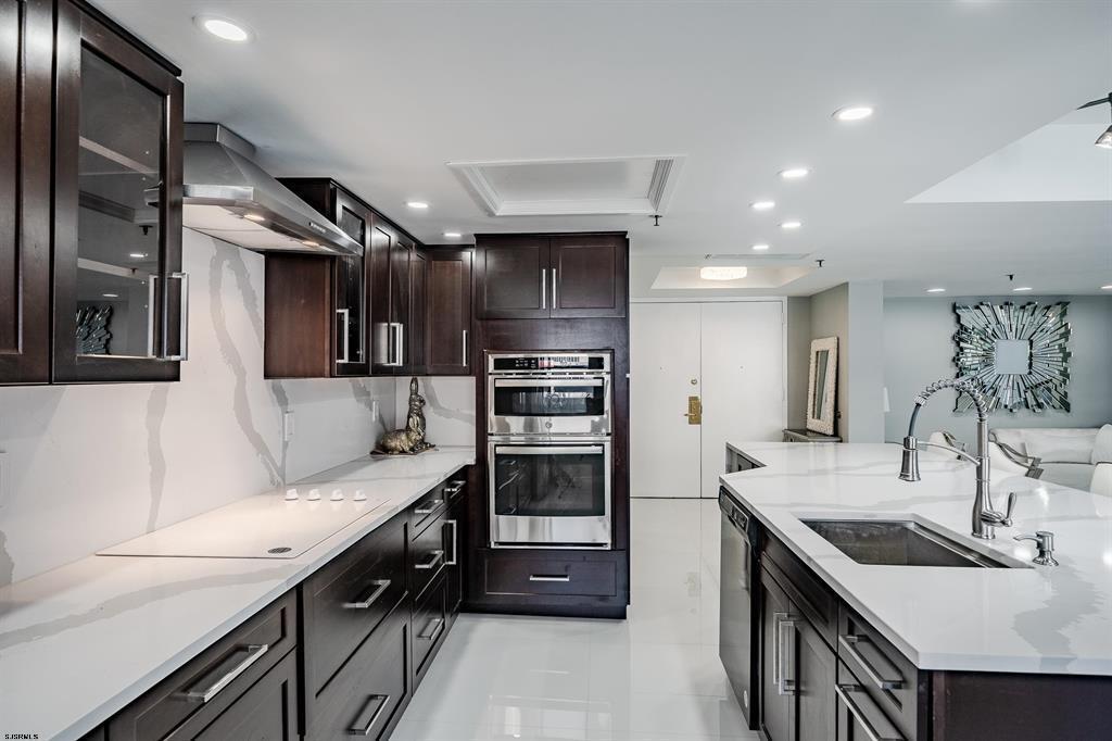3101 Boardwalk 3404-1