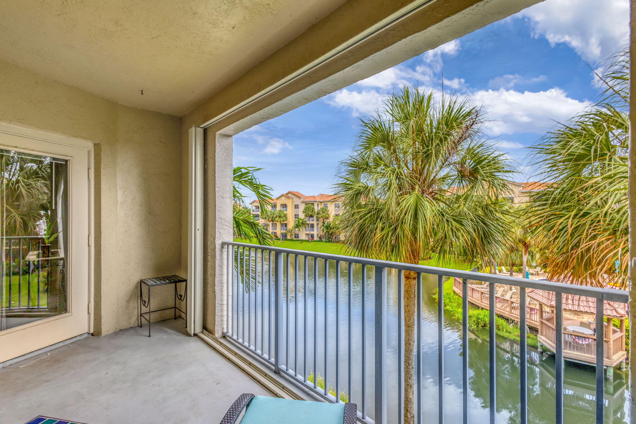 500 Uno Lago Drive 303
