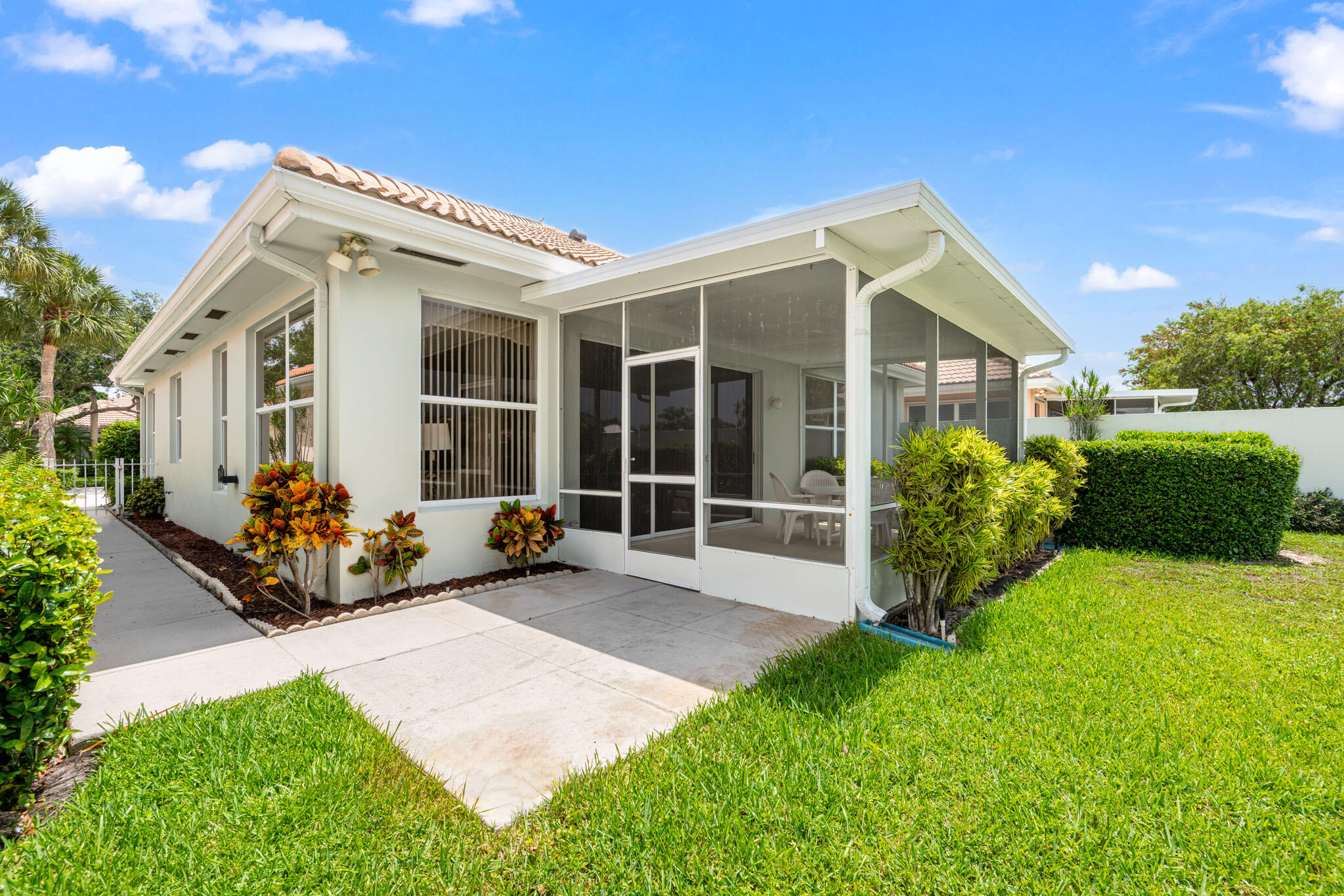 109 S Hampton Drive