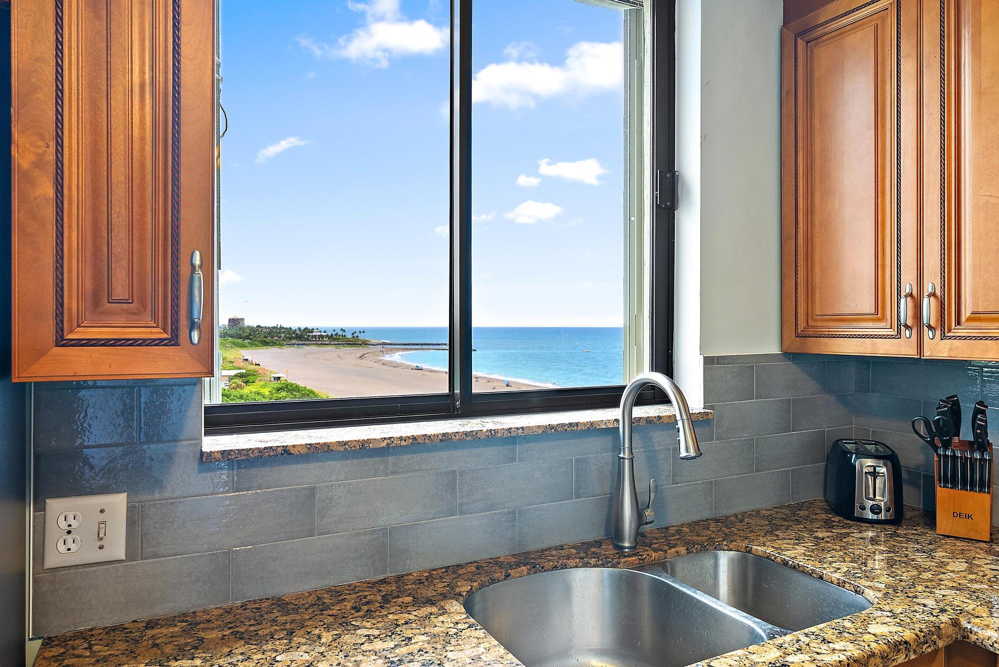 400 Ocean Trail Way 601