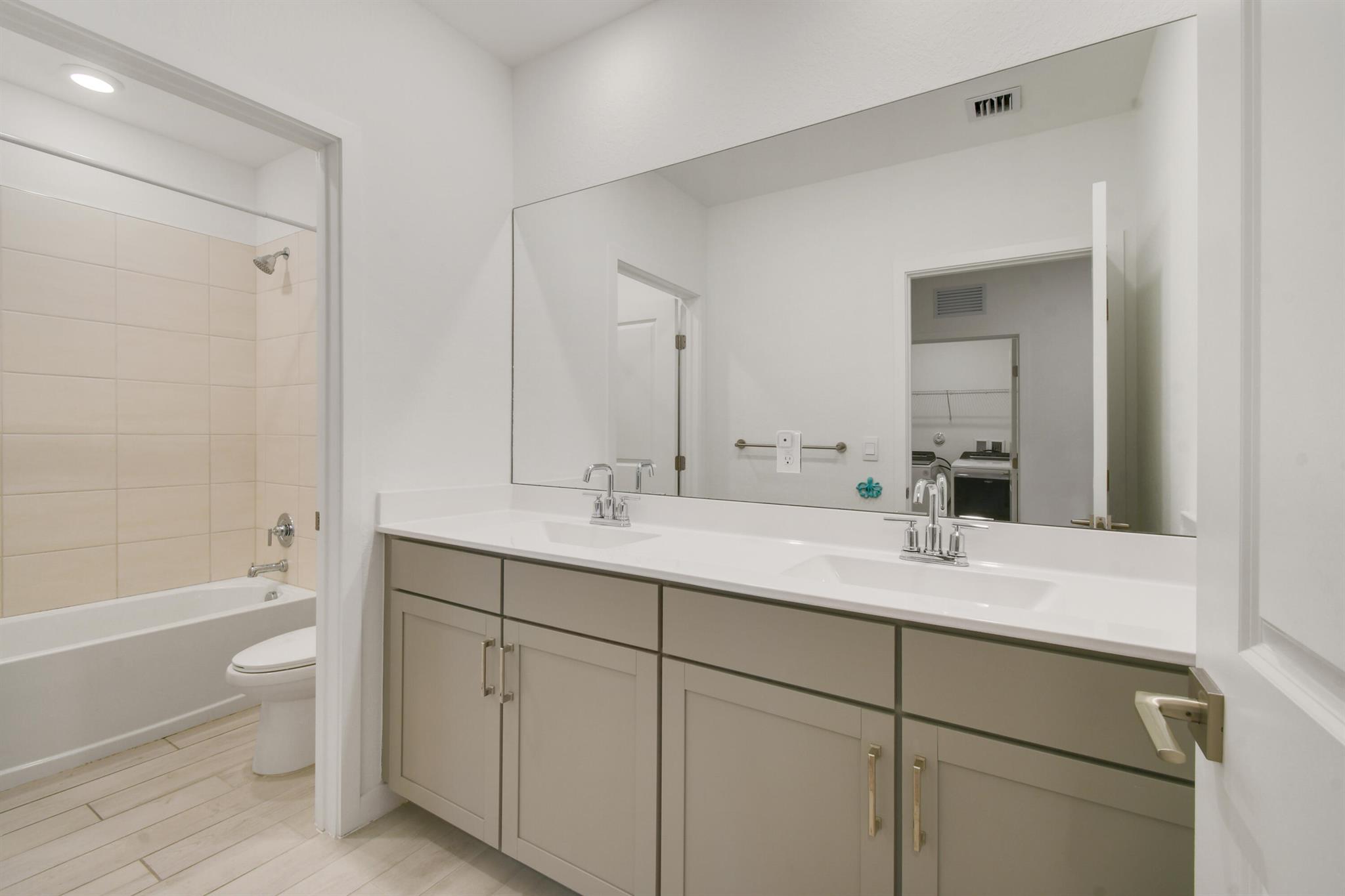 18519 Claybrook Street