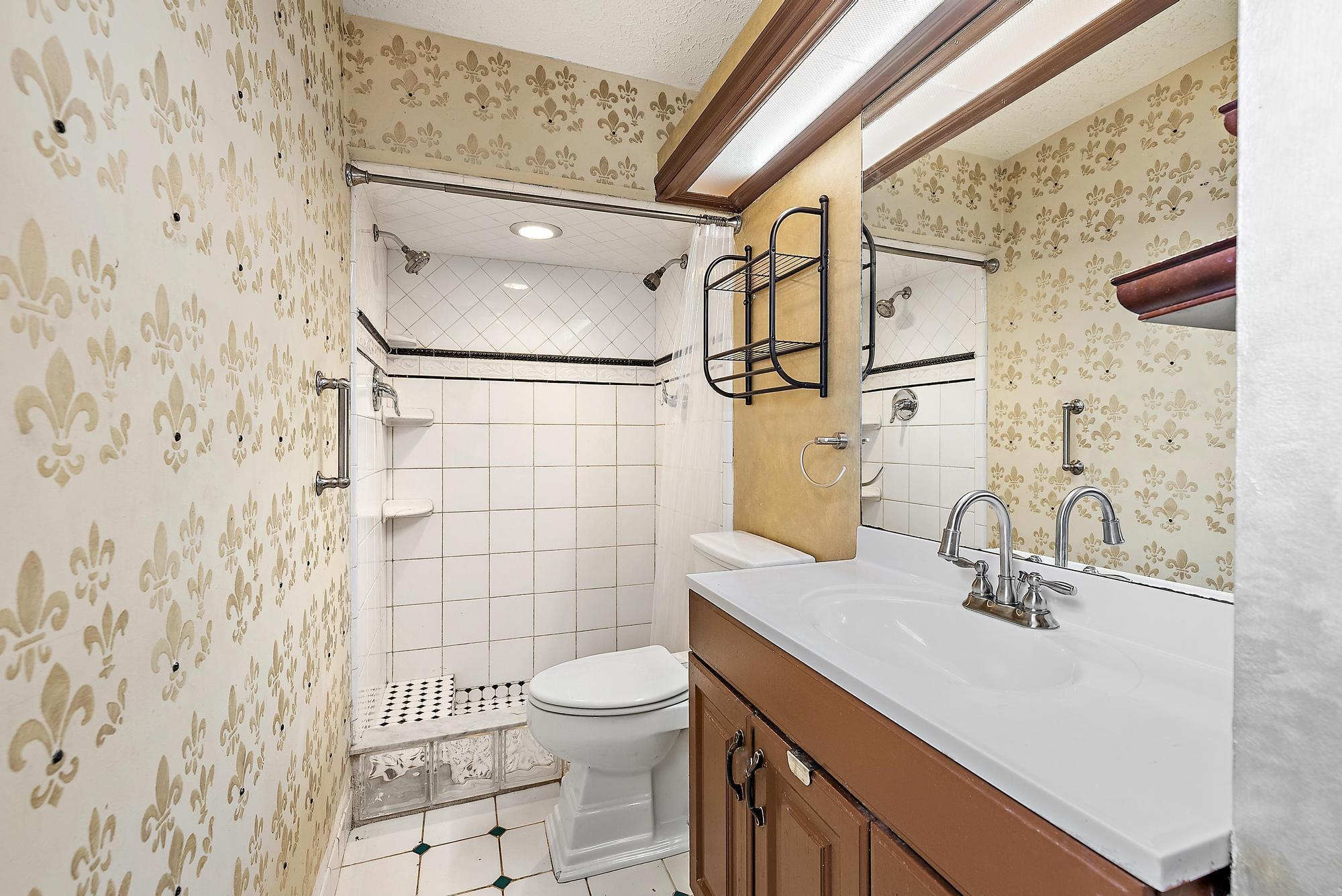 306 S Caloosahatchee Avenue