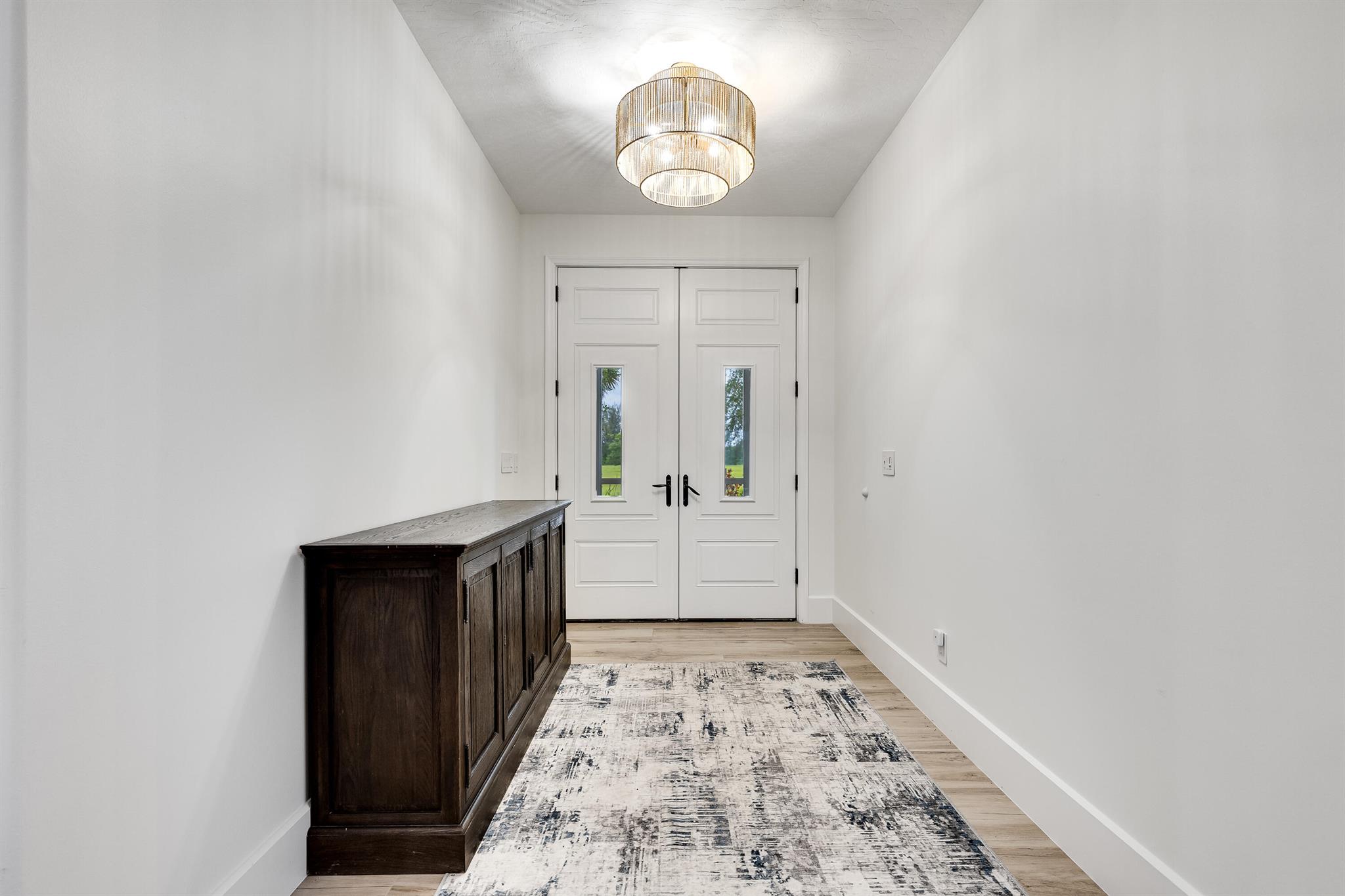 8135 White Fences Lane