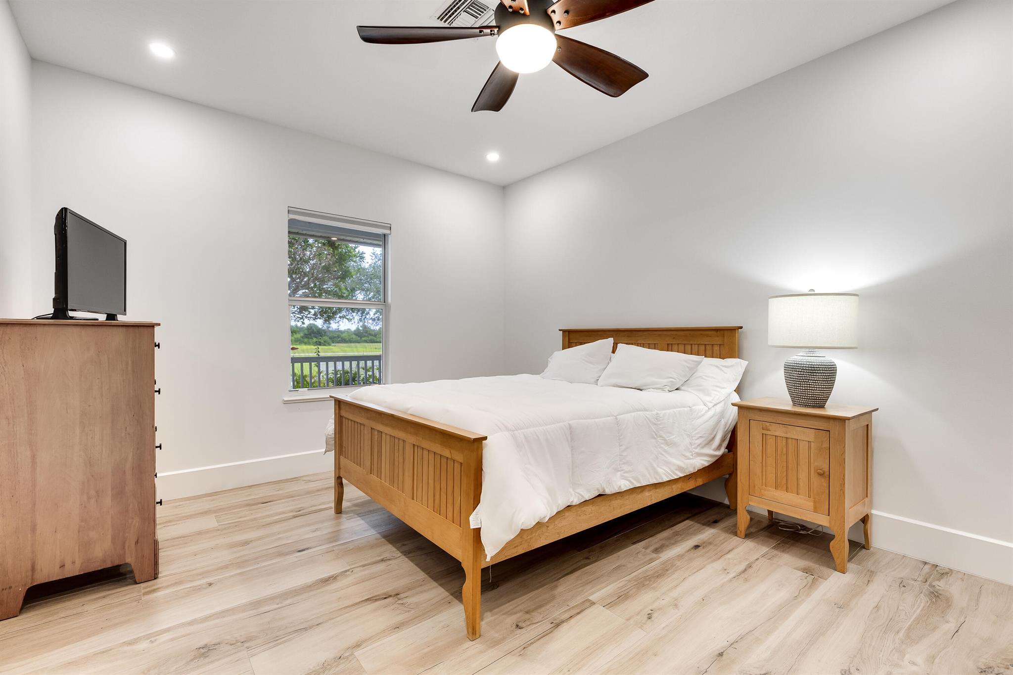 8135 White Fences Lane