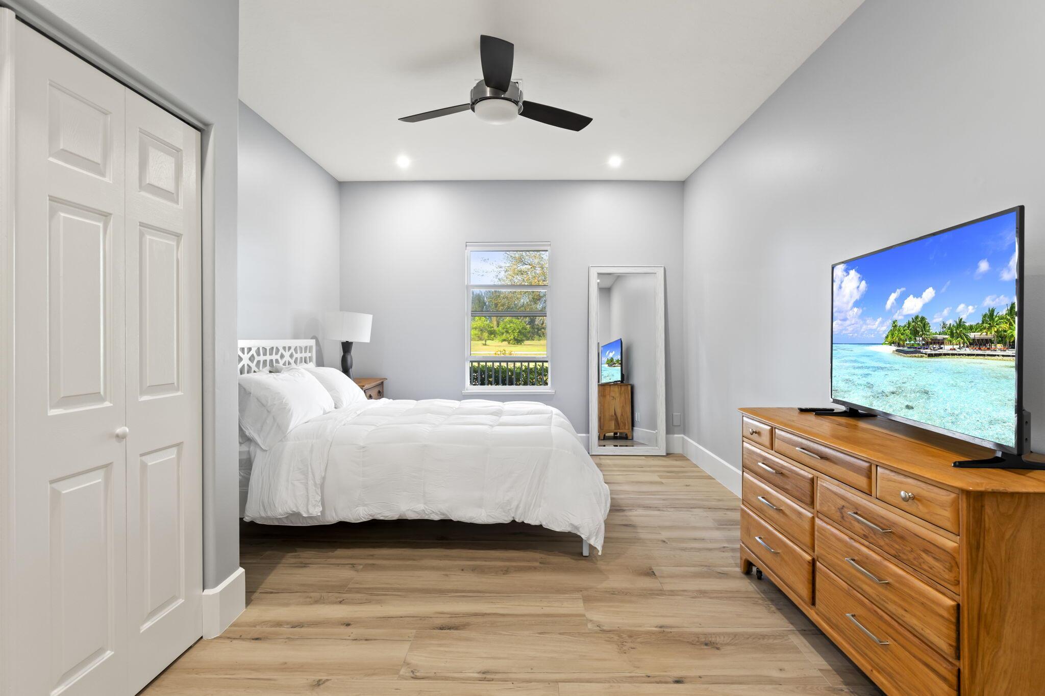 8135 White Fences Lane