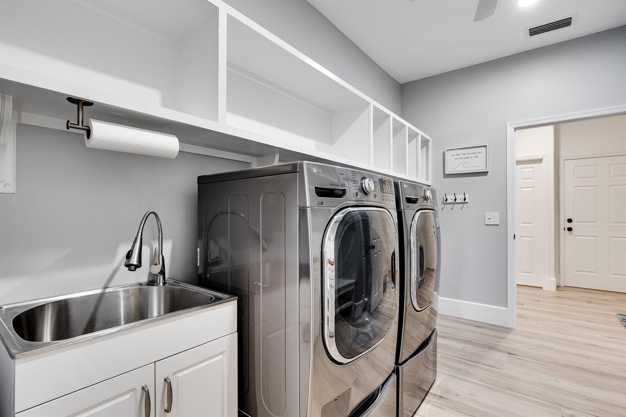 8135 White Fences Lane