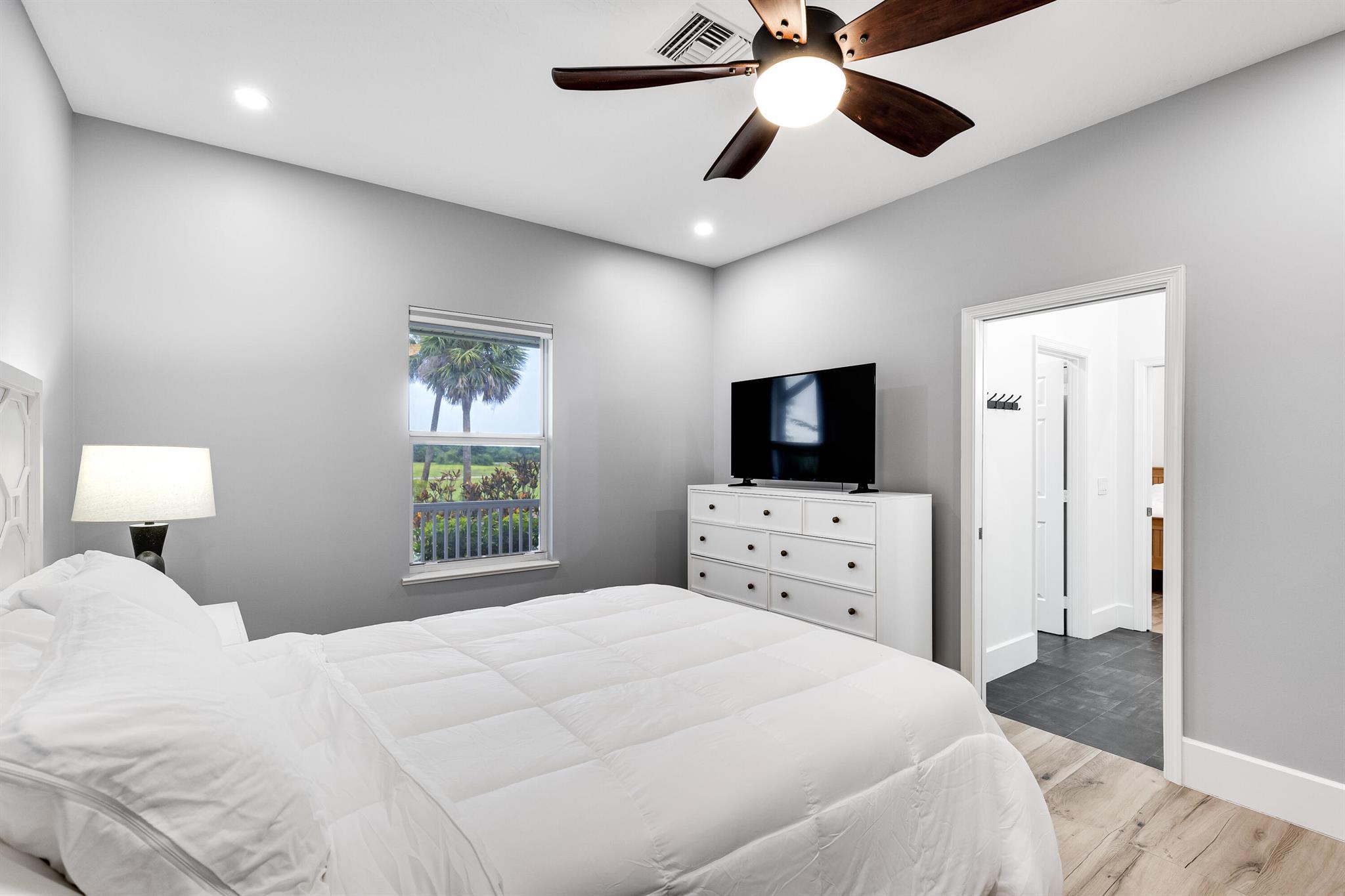 8135 White Fences Lane