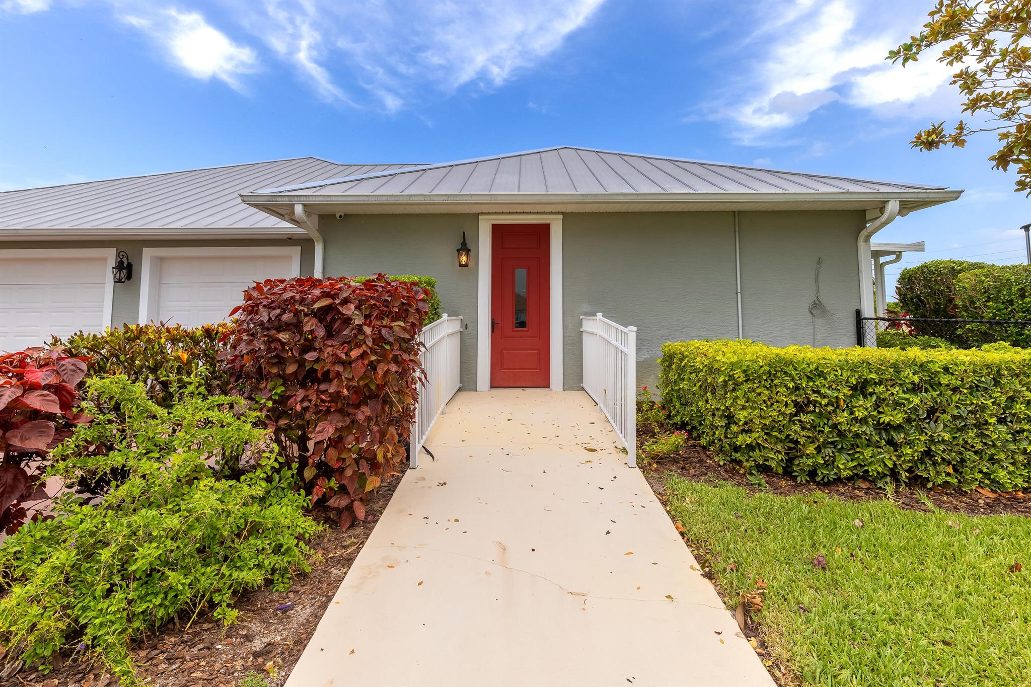 8135 White Fences Lane