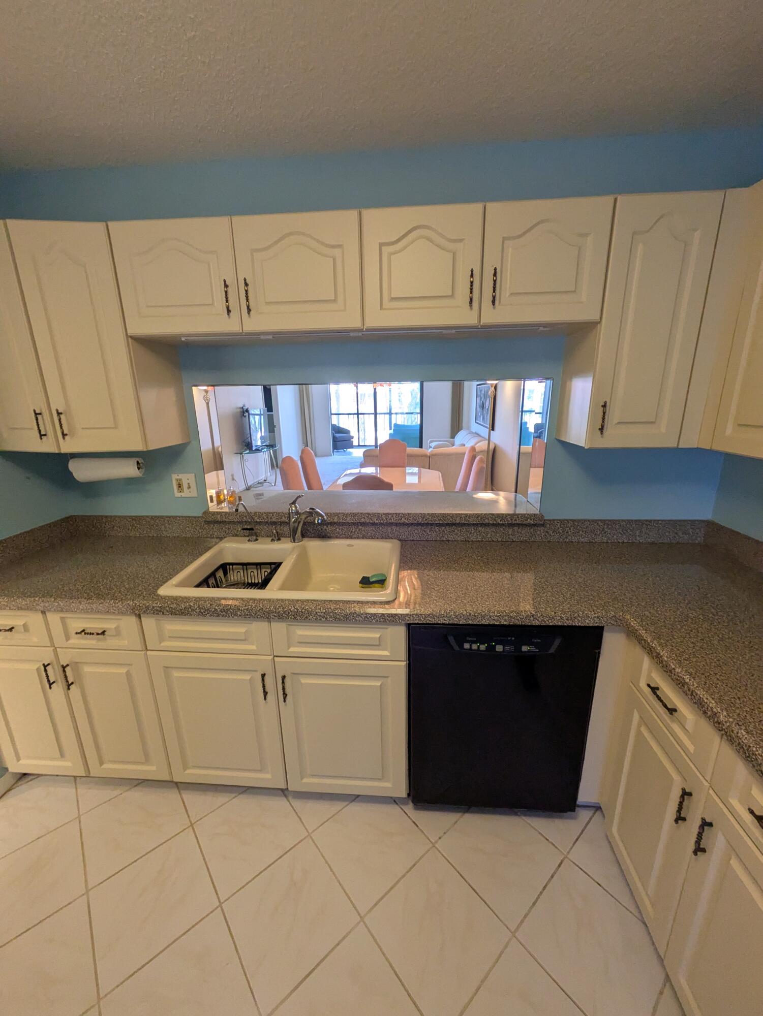 4725 Lucerne Lakes Boulevard E 206