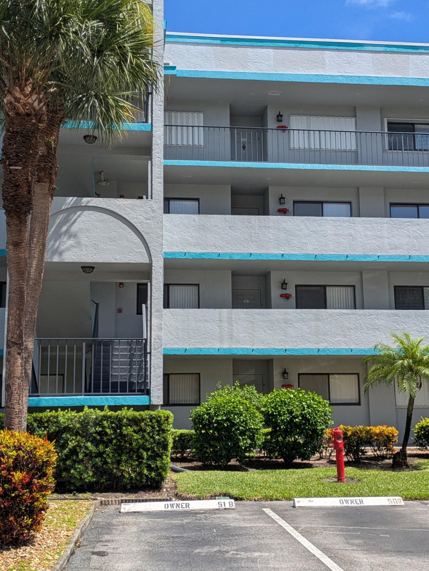 4725 Lucerne Lakes Boulevard E 206