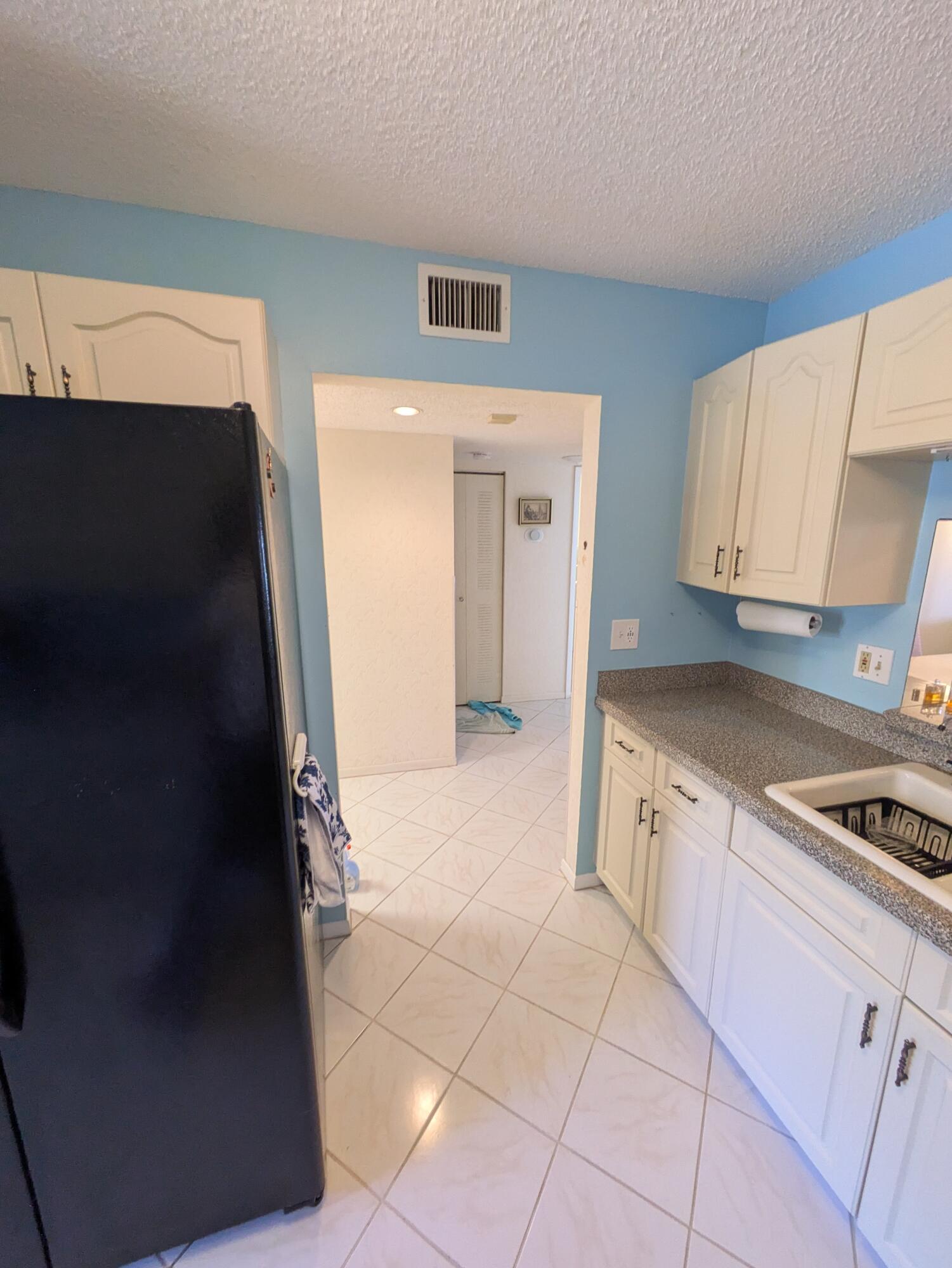 4725 Lucerne Lakes Boulevard E 206