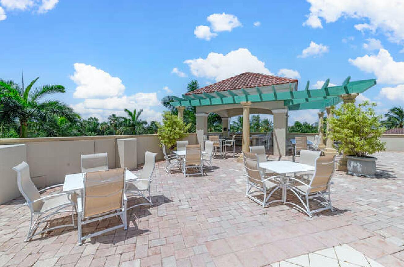 3610 Gardens Parkway 1002a