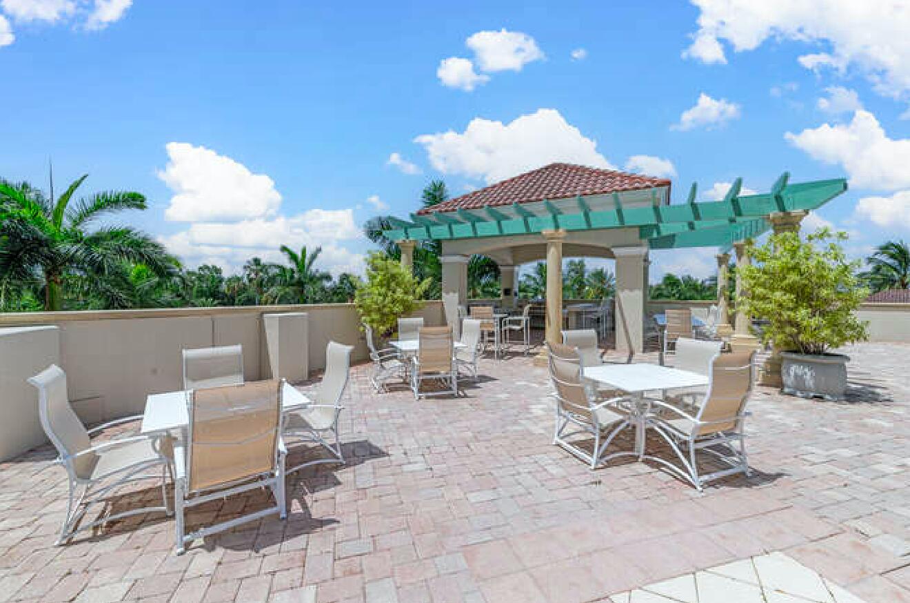 3610 Gardens Parkway 1002a