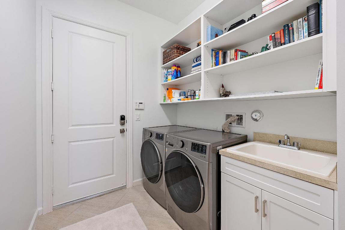 115 Tresana Boulevard 35