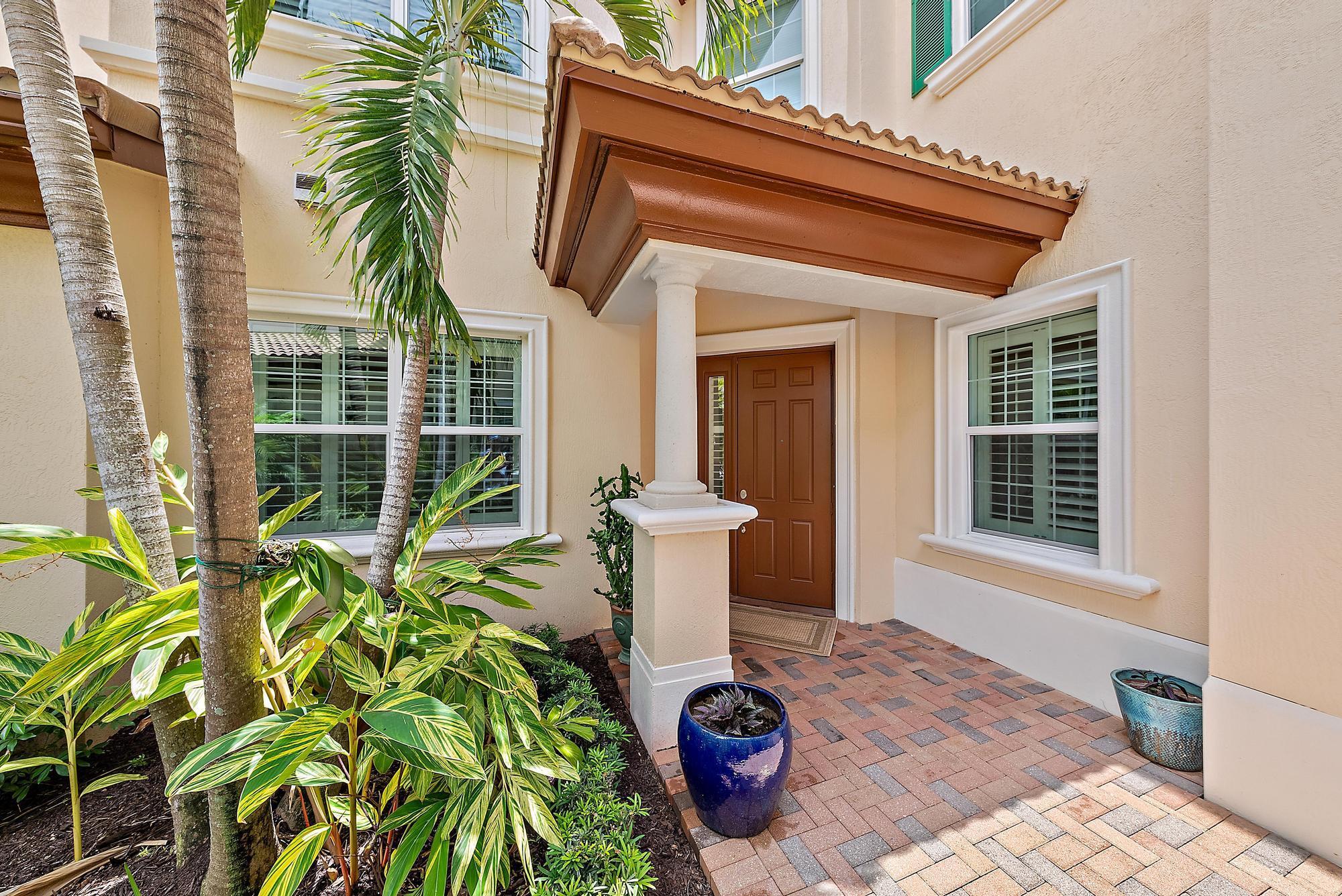 115 Tresana Boulevard 35