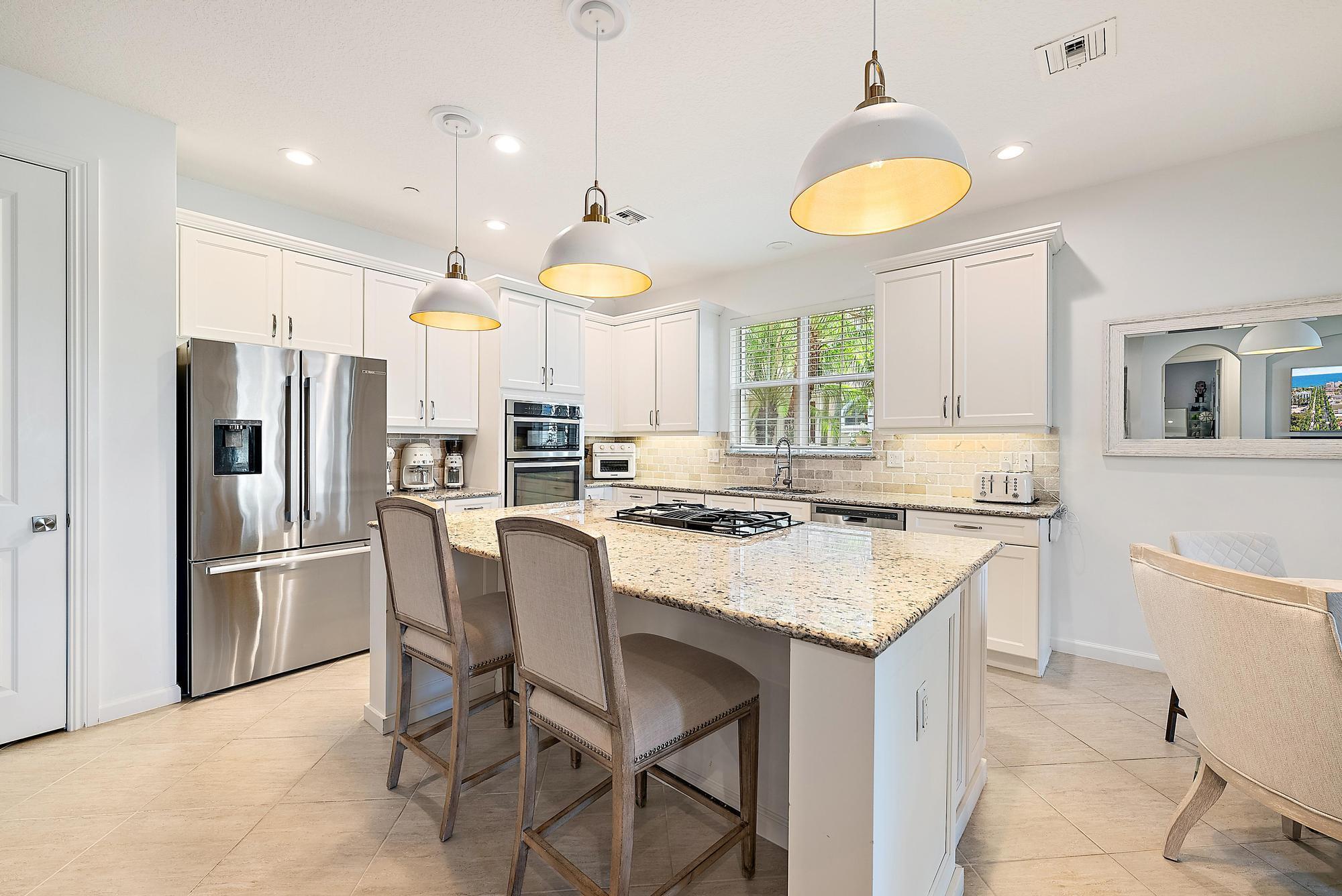 115 Tresana Boulevard 35