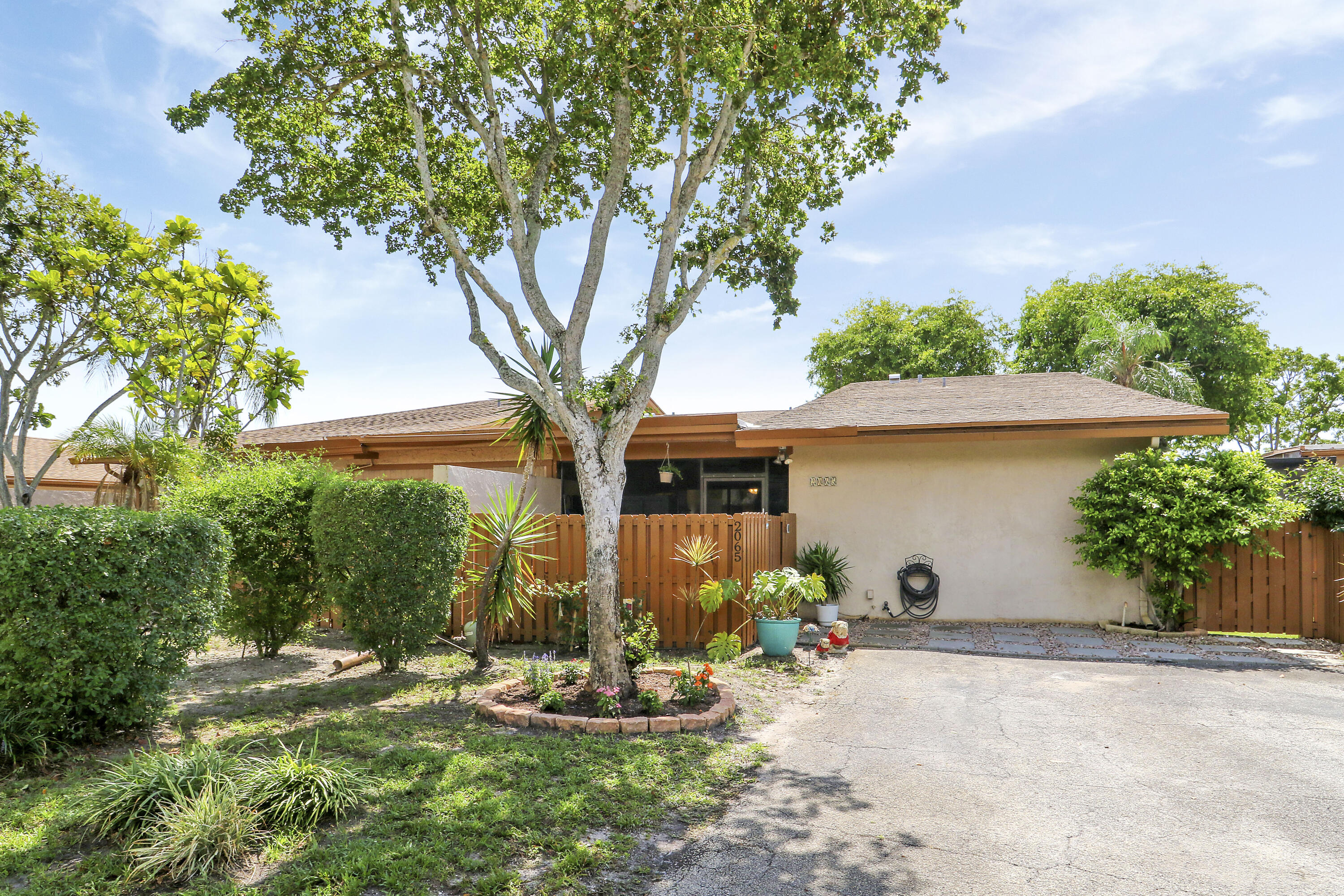 2065 SW 24th Circle