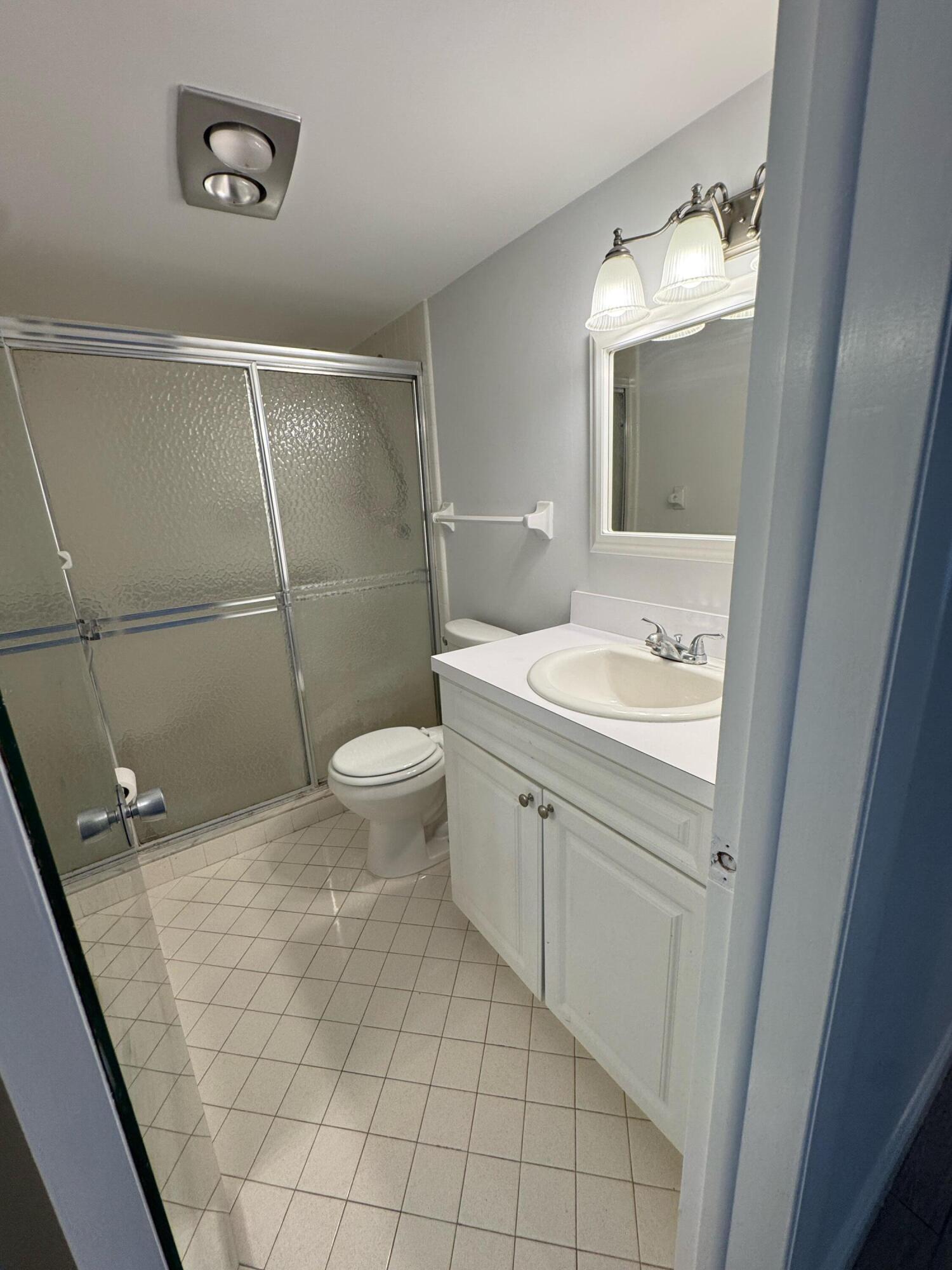 5 Westwood Avenue 103d