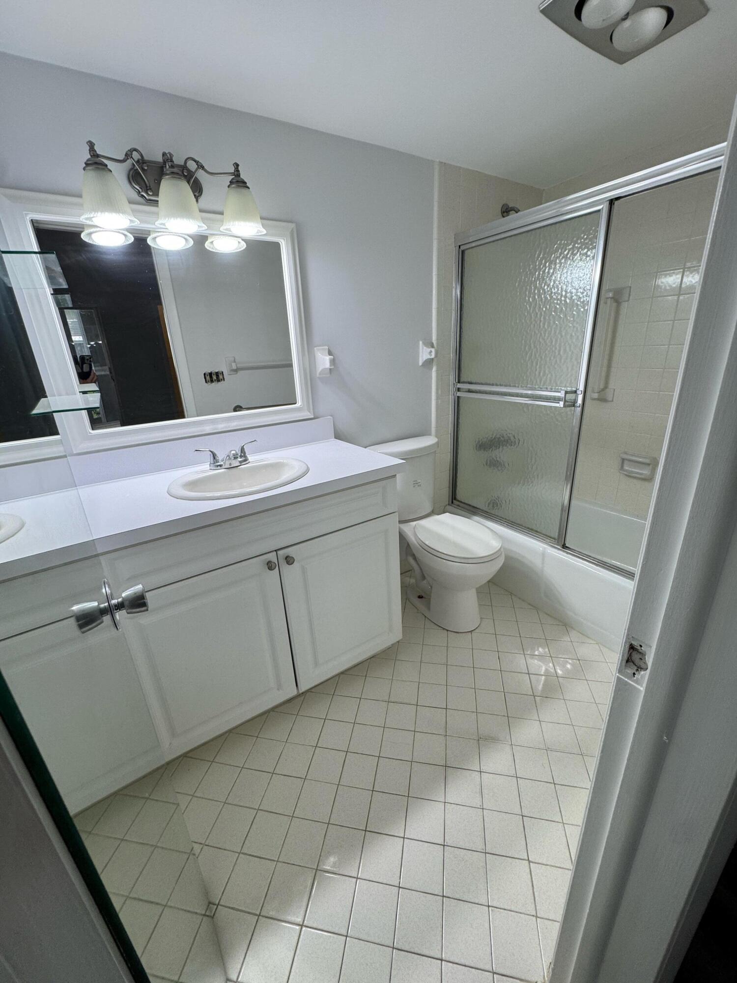 5 Westwood Avenue 103d