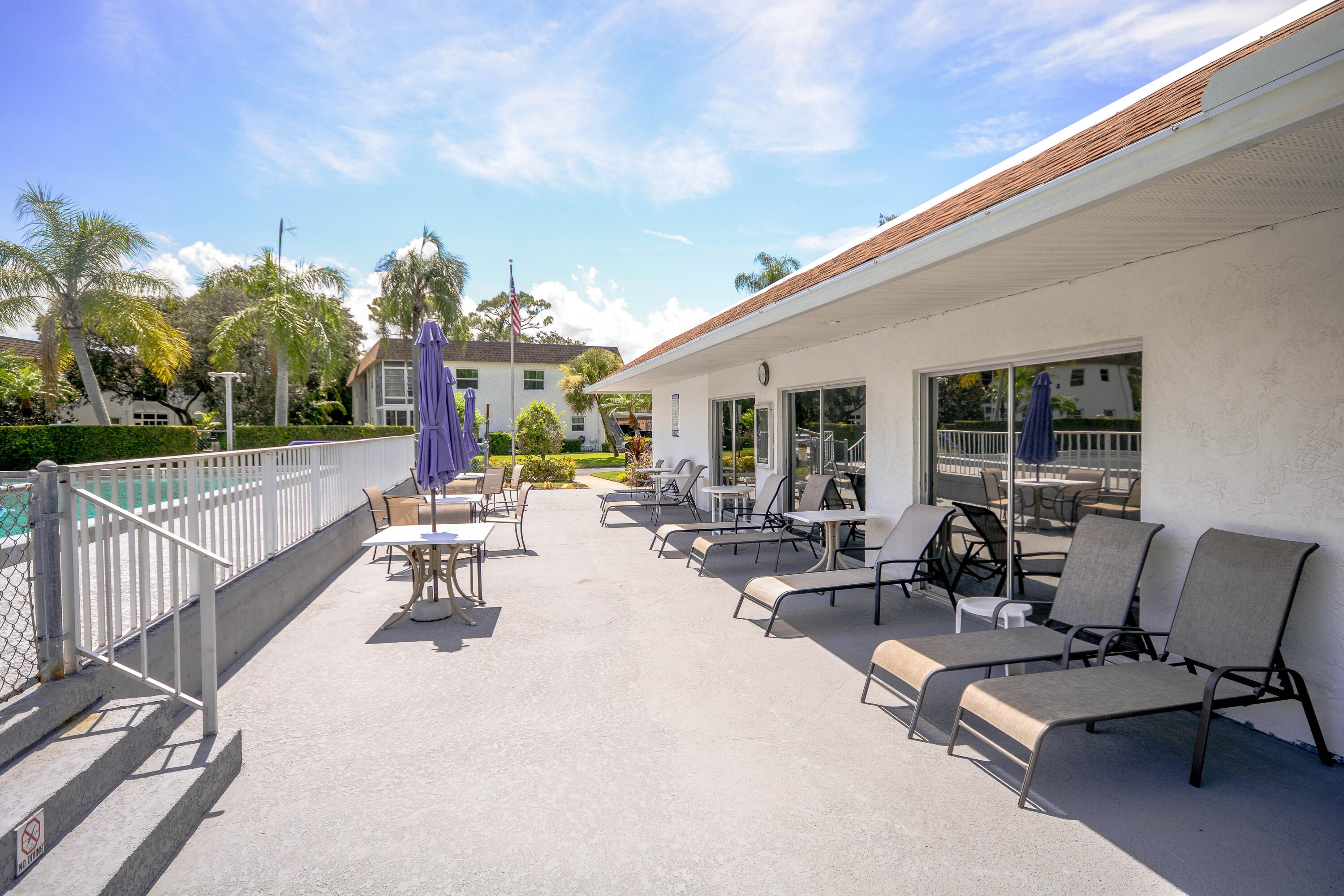 2950 SE Ocean Boulevard 1-7