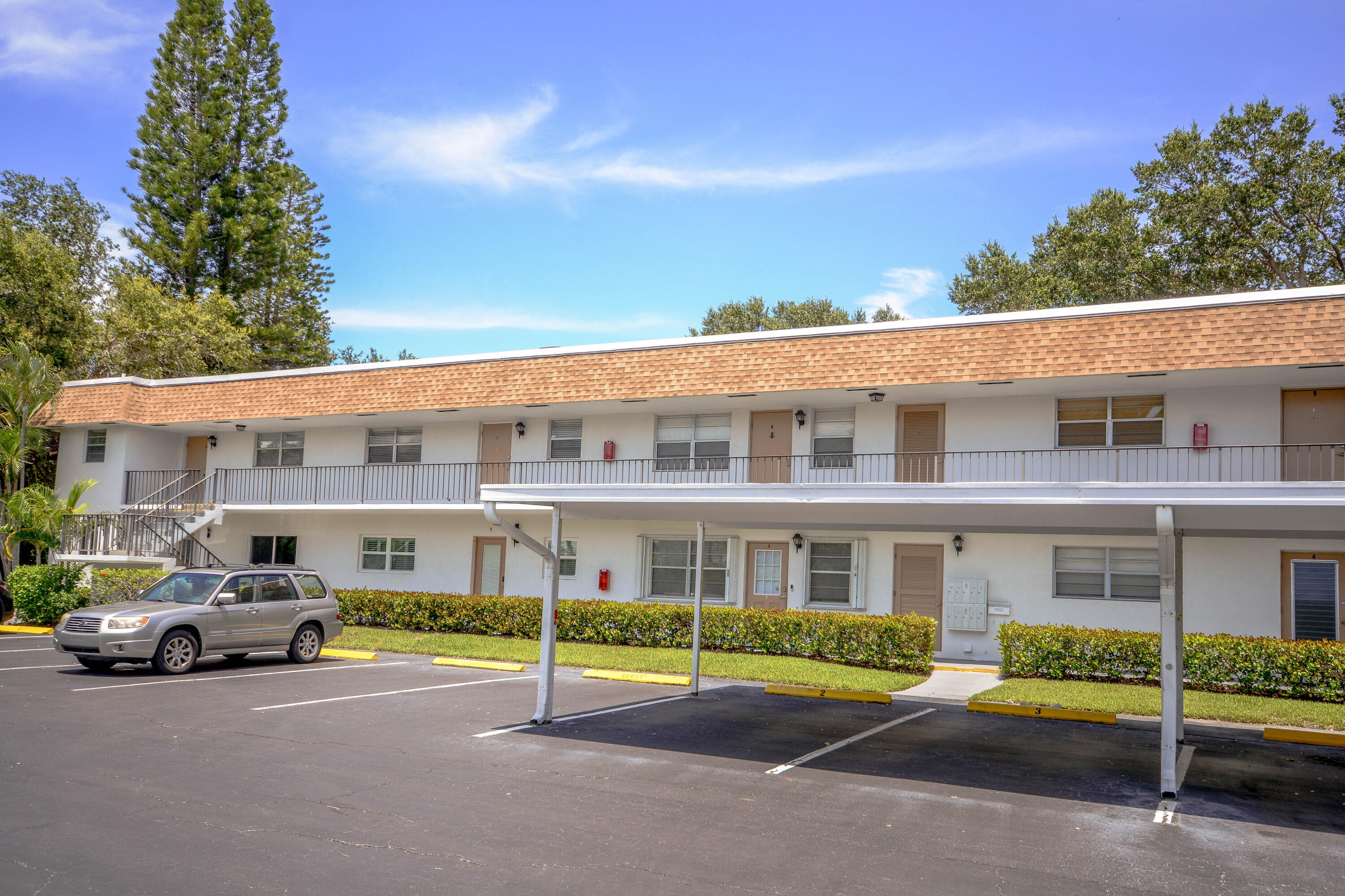 2950 SE Ocean Boulevard 1-7