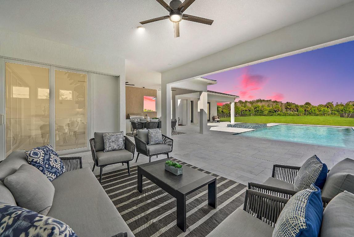 20037 SE Bridgewater Drive