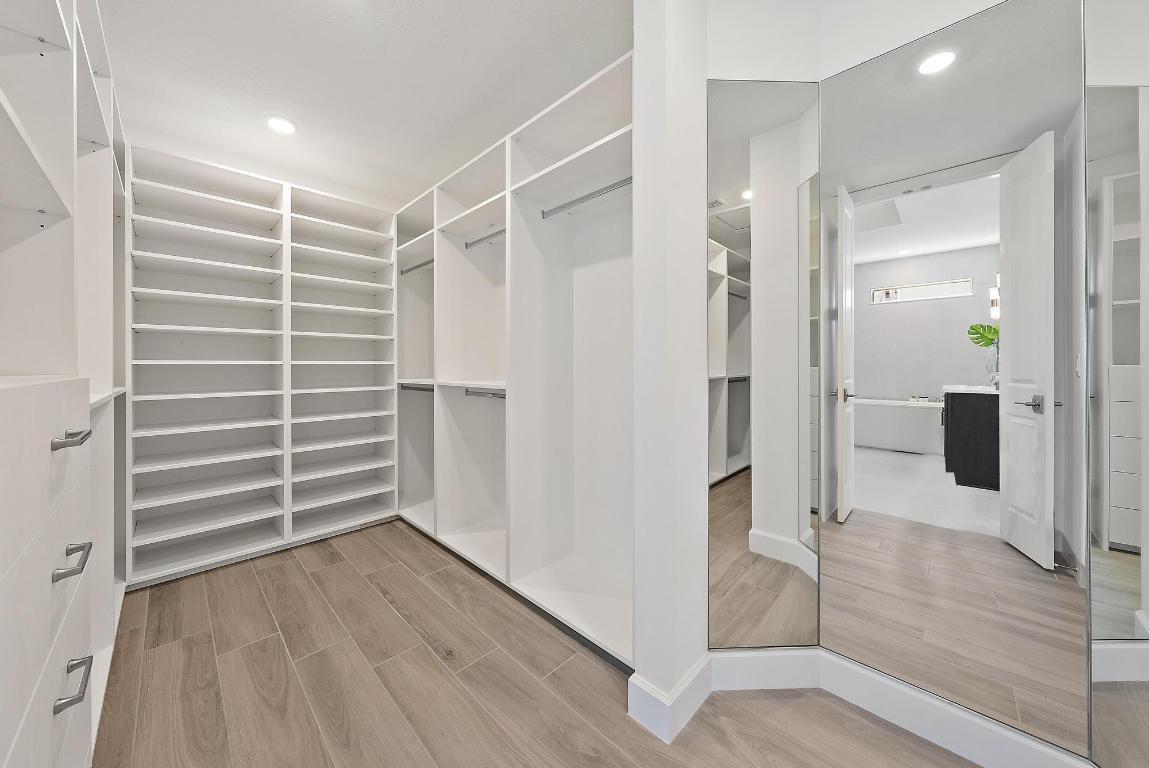 20037 SE Bridgewater Drive