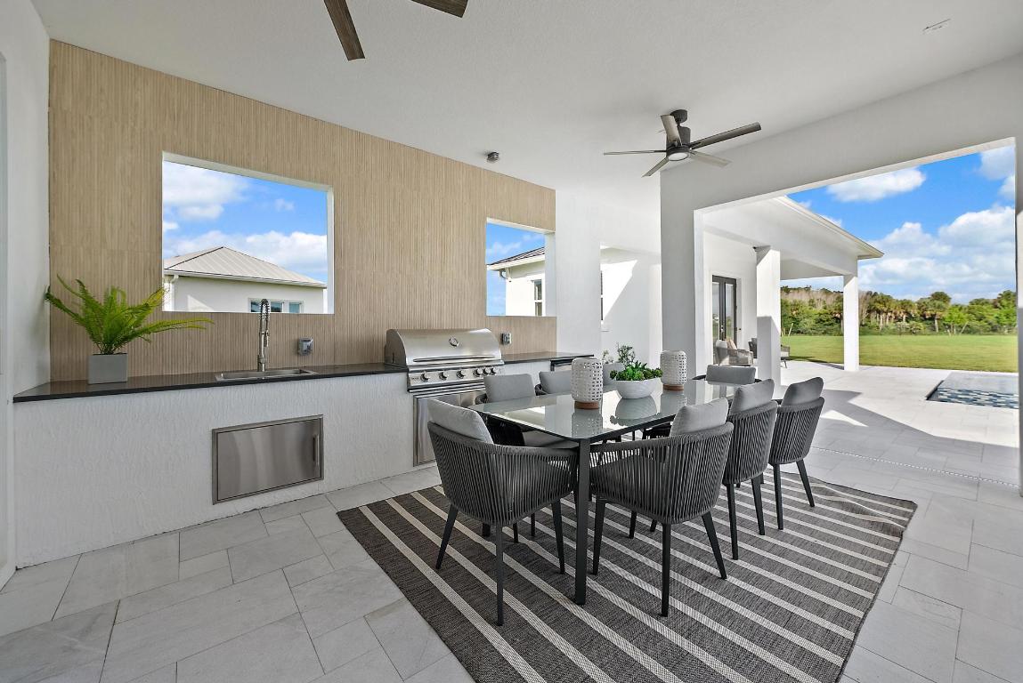 20037 SE Bridgewater Drive