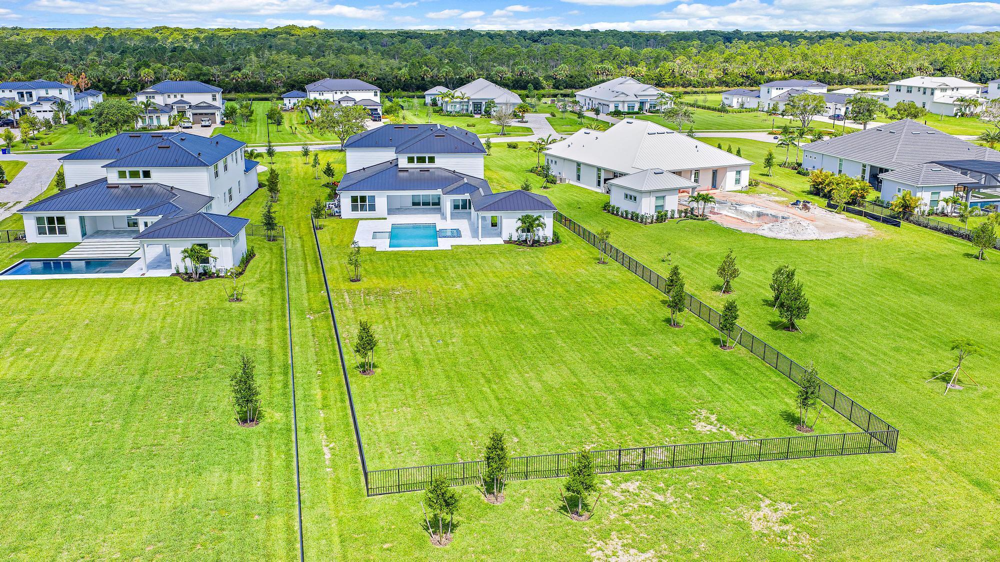 20037 SE Bridgewater Drive