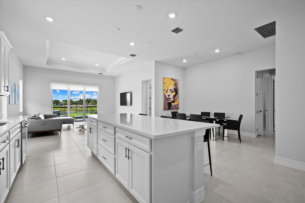 10571 Northbrook Circle