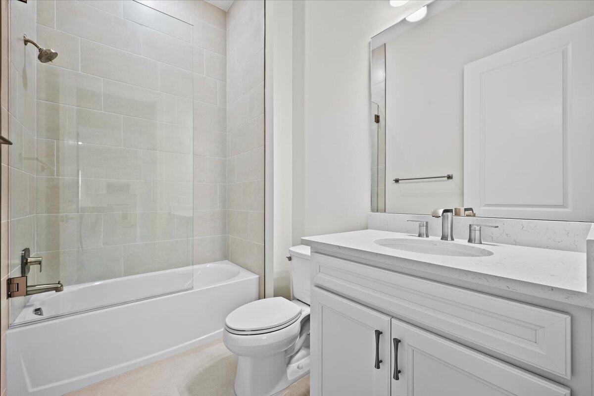 10571 Northbrook Circle