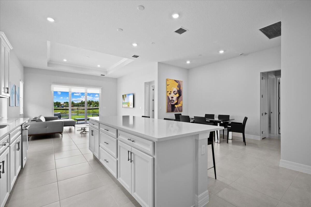 10571 Northbrook Circle