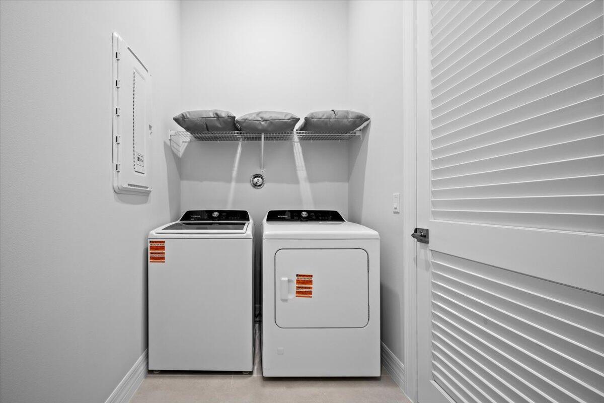 10571 Northbrook Circle