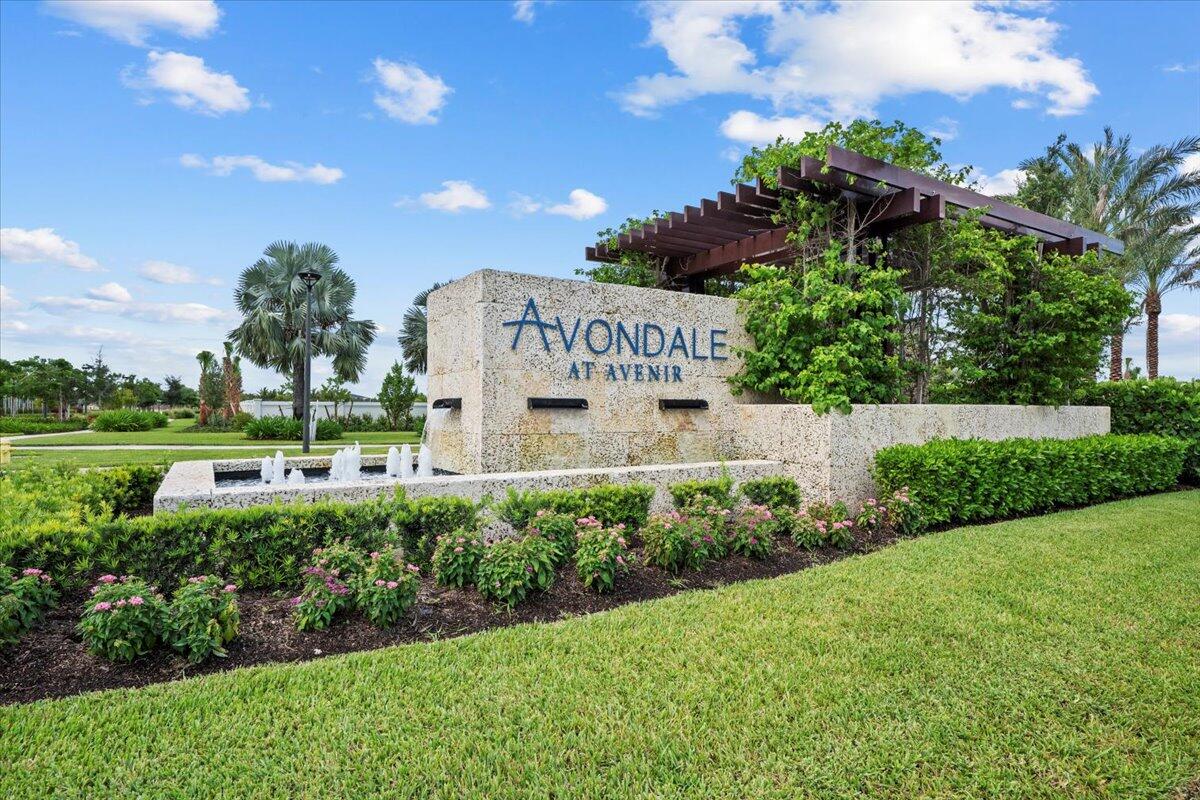 10571 Northbrook Circle